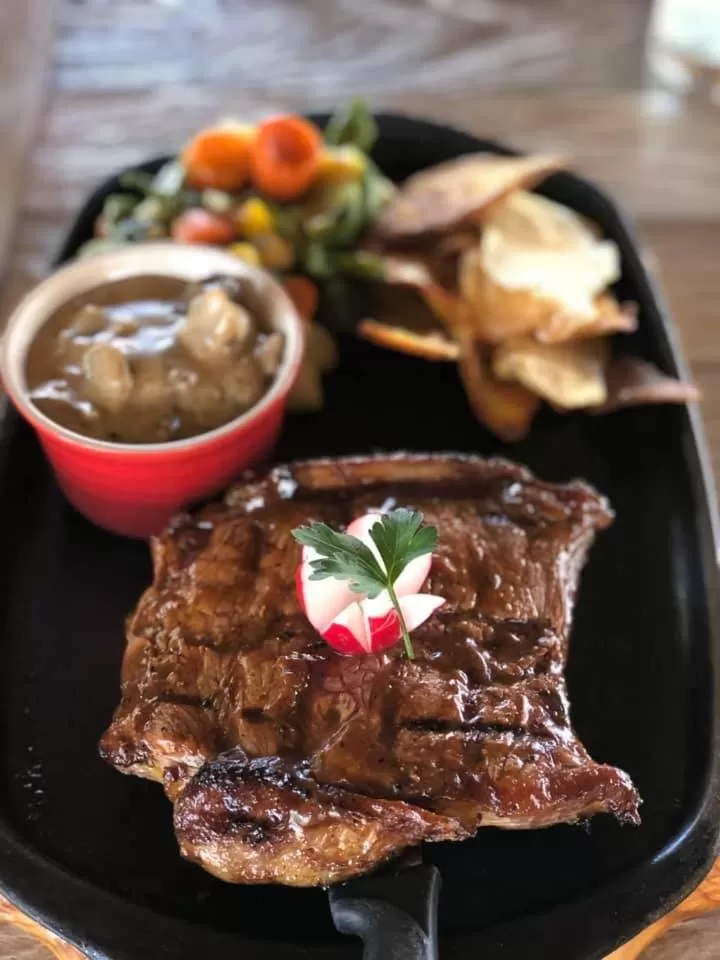 Food in Okahandja Country Hotel