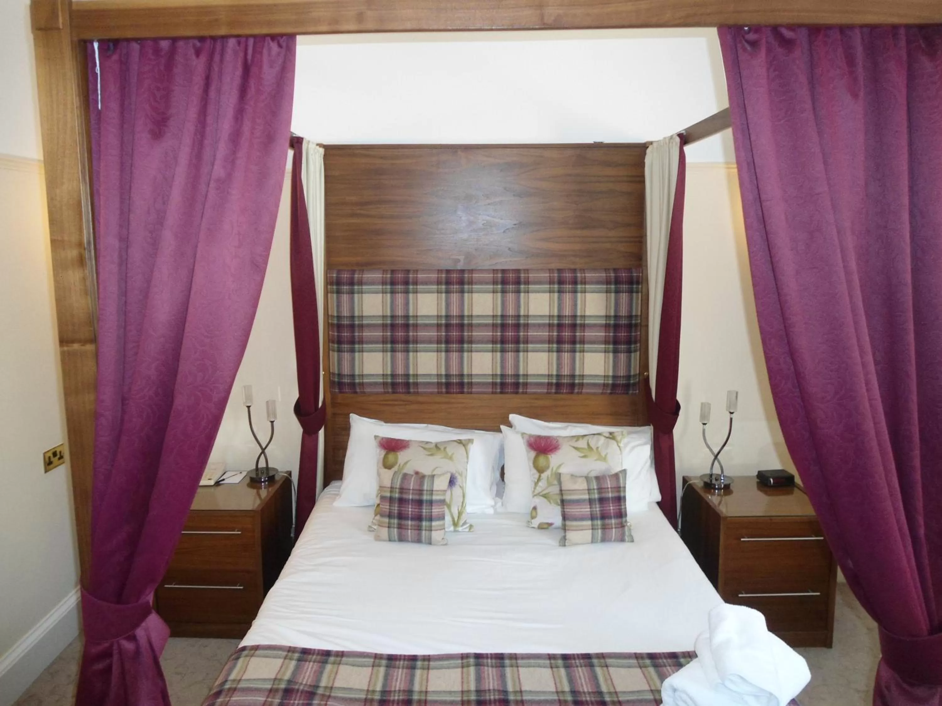 Bedroom, Bed in Park Hotel