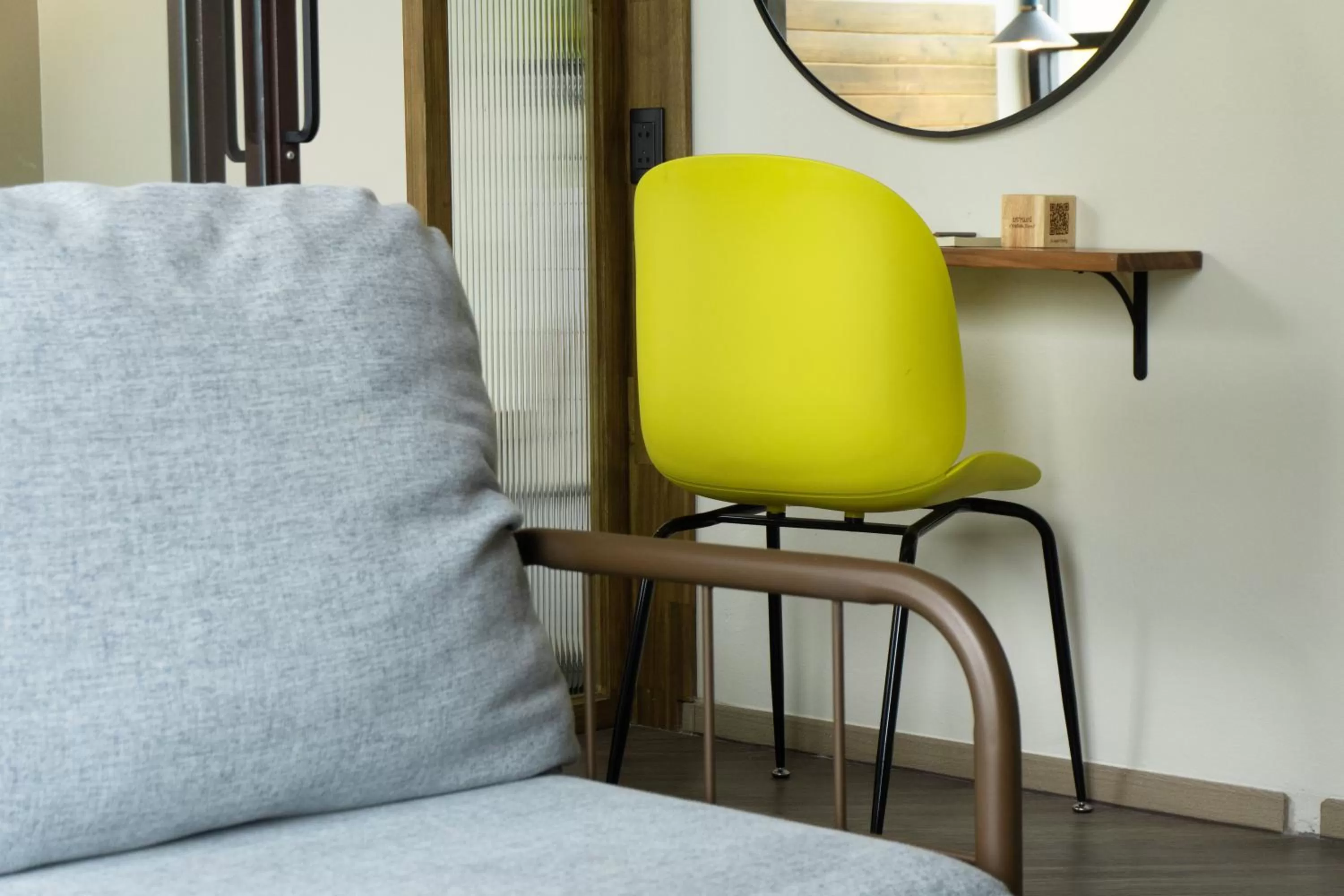 Seating area in karaarom hotel