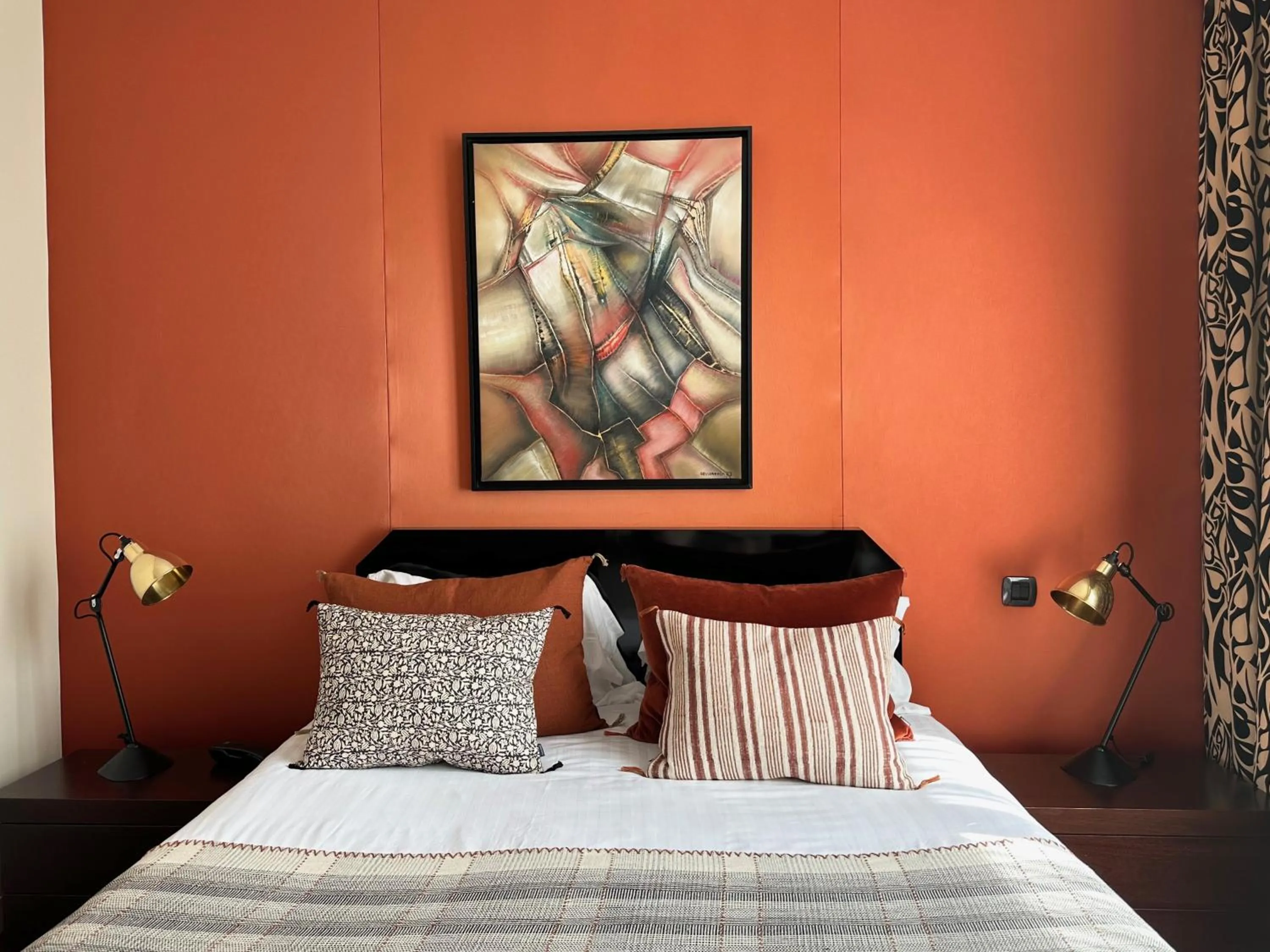 Decorative detail, Bed in Beausejour Ranelagh