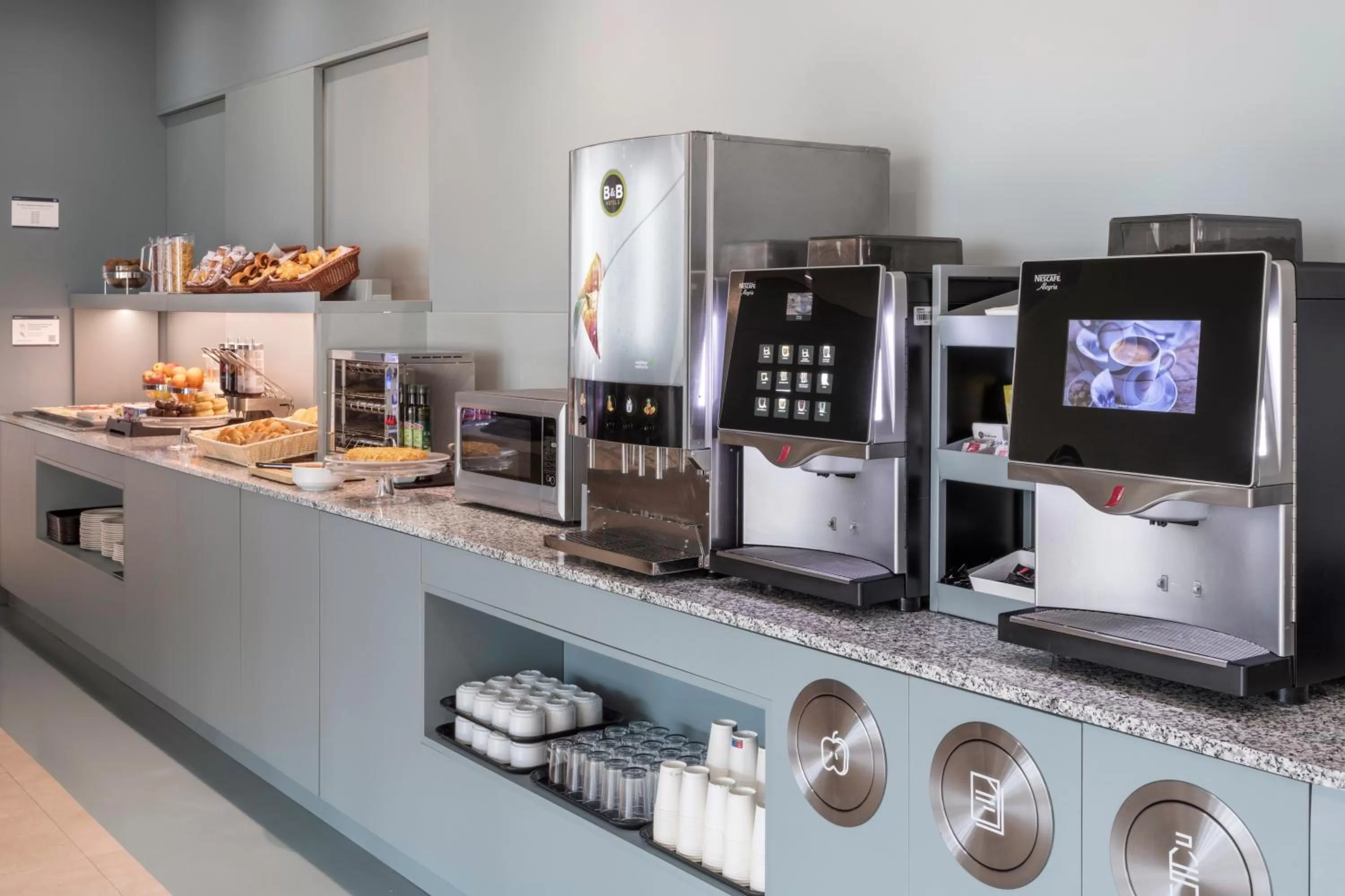 Buffet breakfast in B&B HOTEL Elche