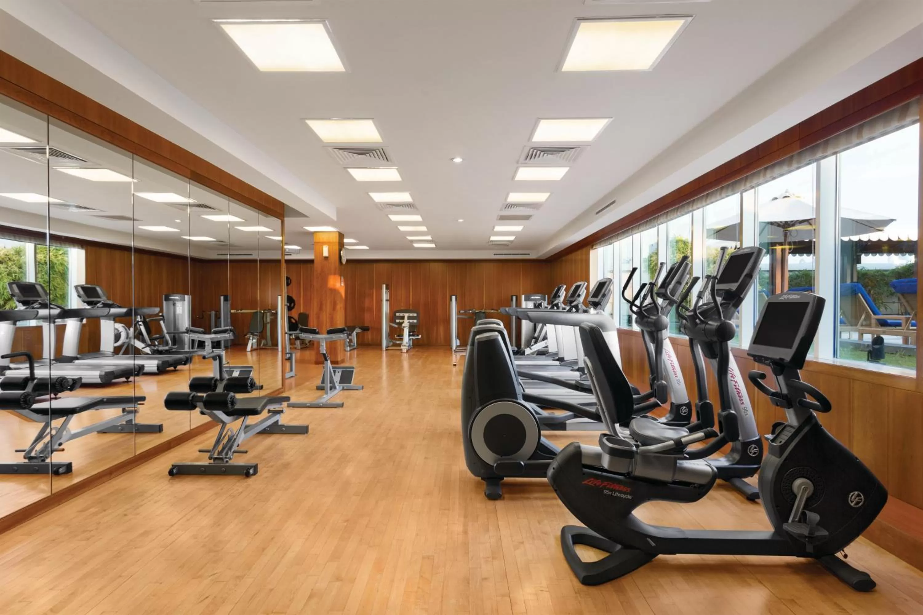 Fitness centre/facilities in Crowne Plaza - Dubai Jumeirah by IHG