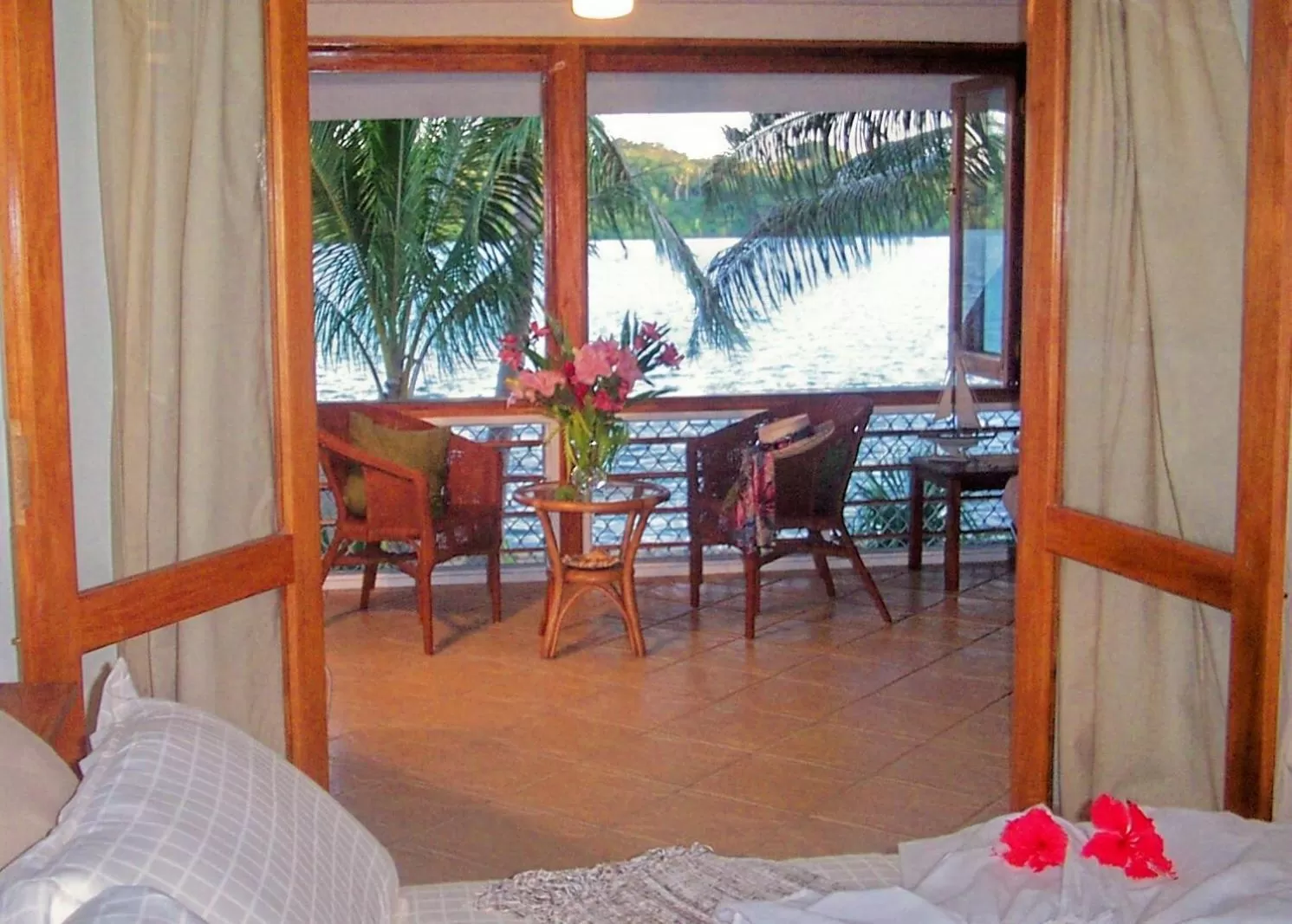 Day, Bed in Seachange Lodge