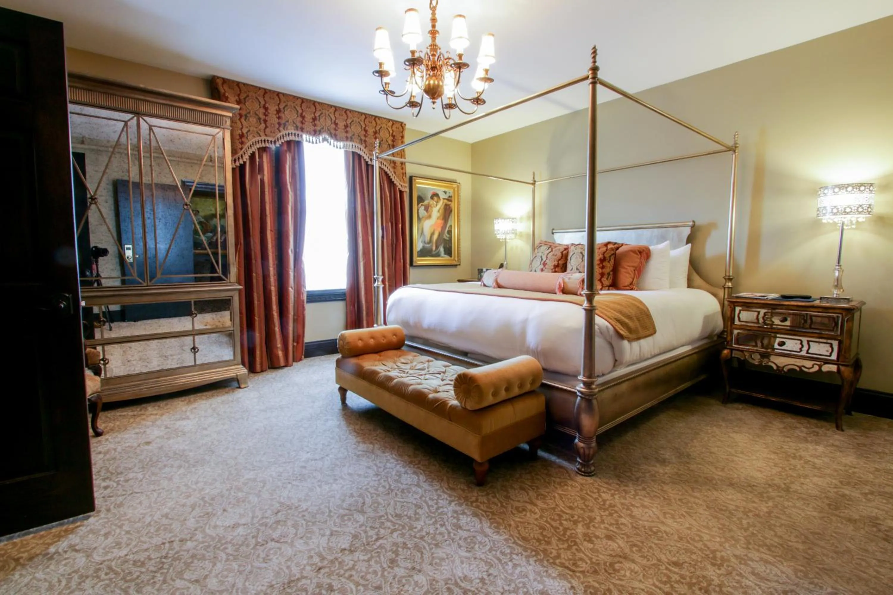 Bed in The Detroit Club