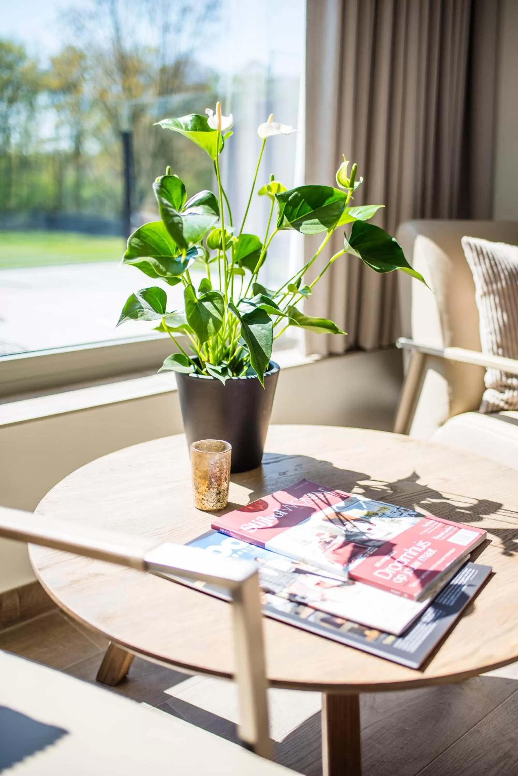 Decorative detail in Aquarand