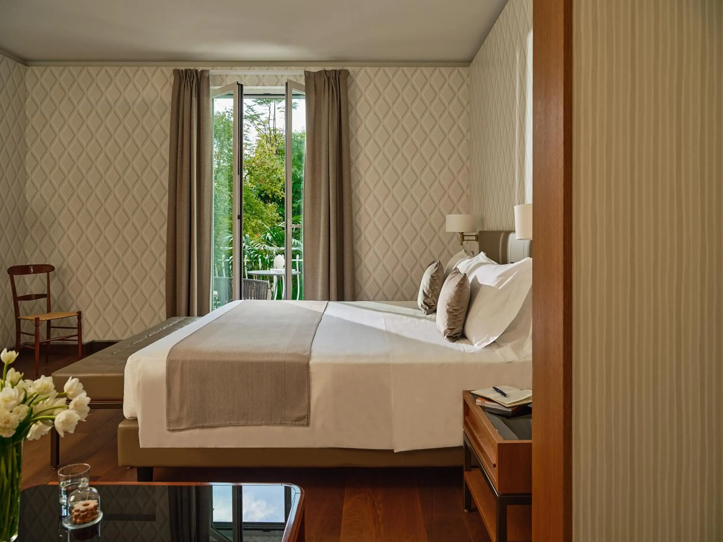 Junior Suite with Park View in Grand Hotel Miramare Junior Suite with Park View in Grand Hotel Miramare