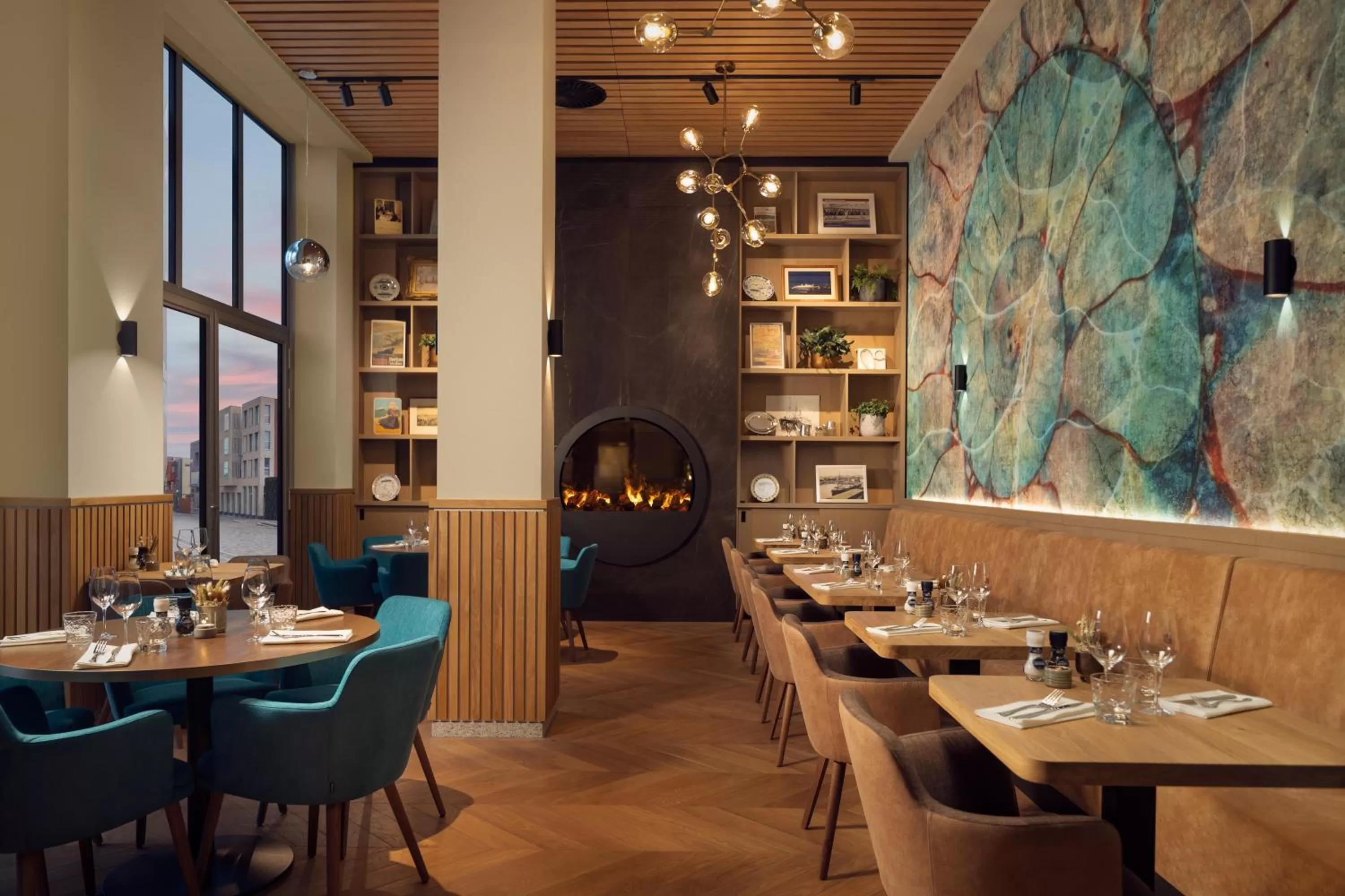 Restaurant/places to eat in The Market Hotel