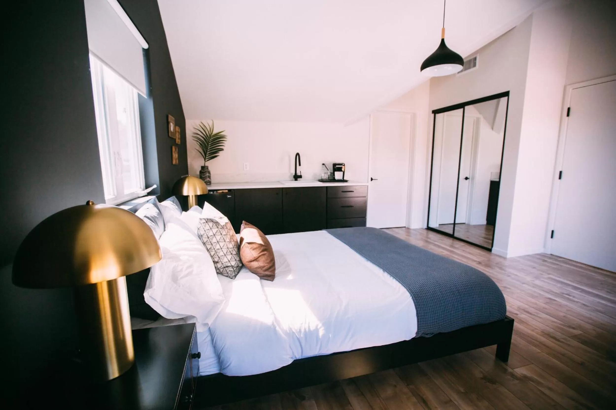 Coffee/tea facilities, Bed in Noon on Sunset Hill