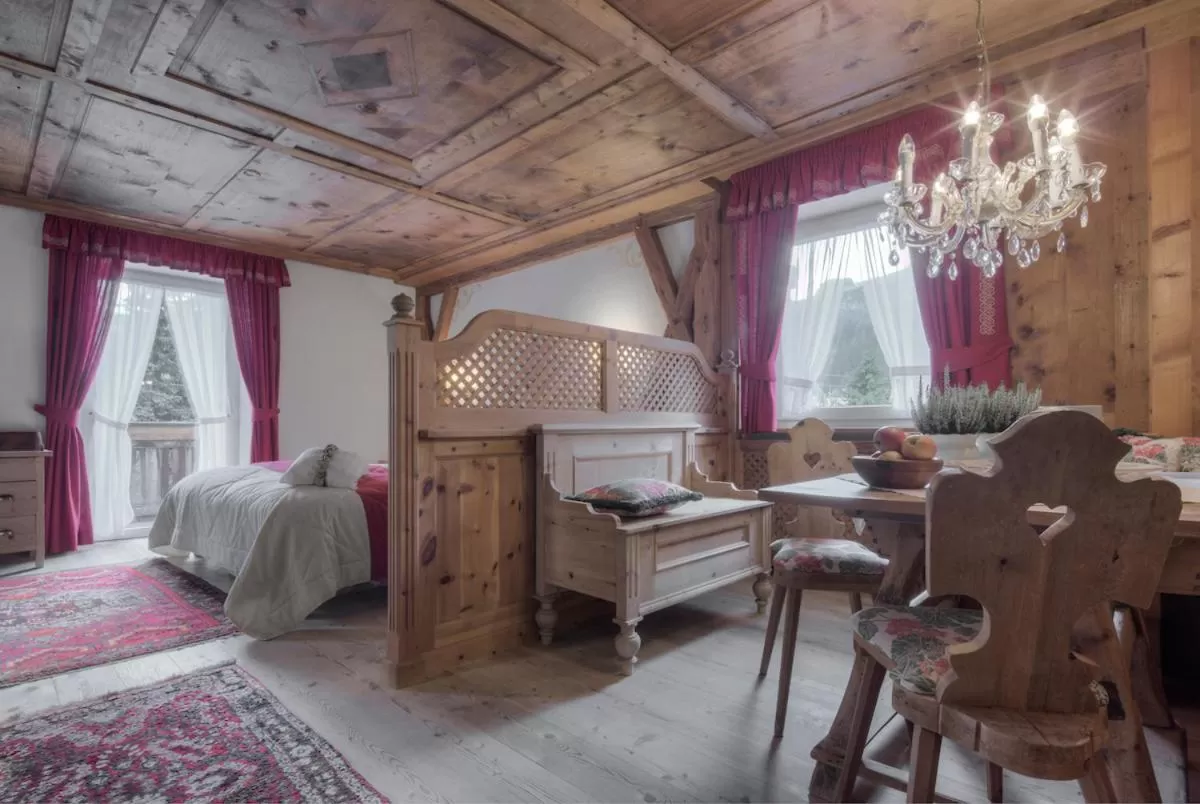 Bed in Hotel La Perla: The Leading Hotels of the World