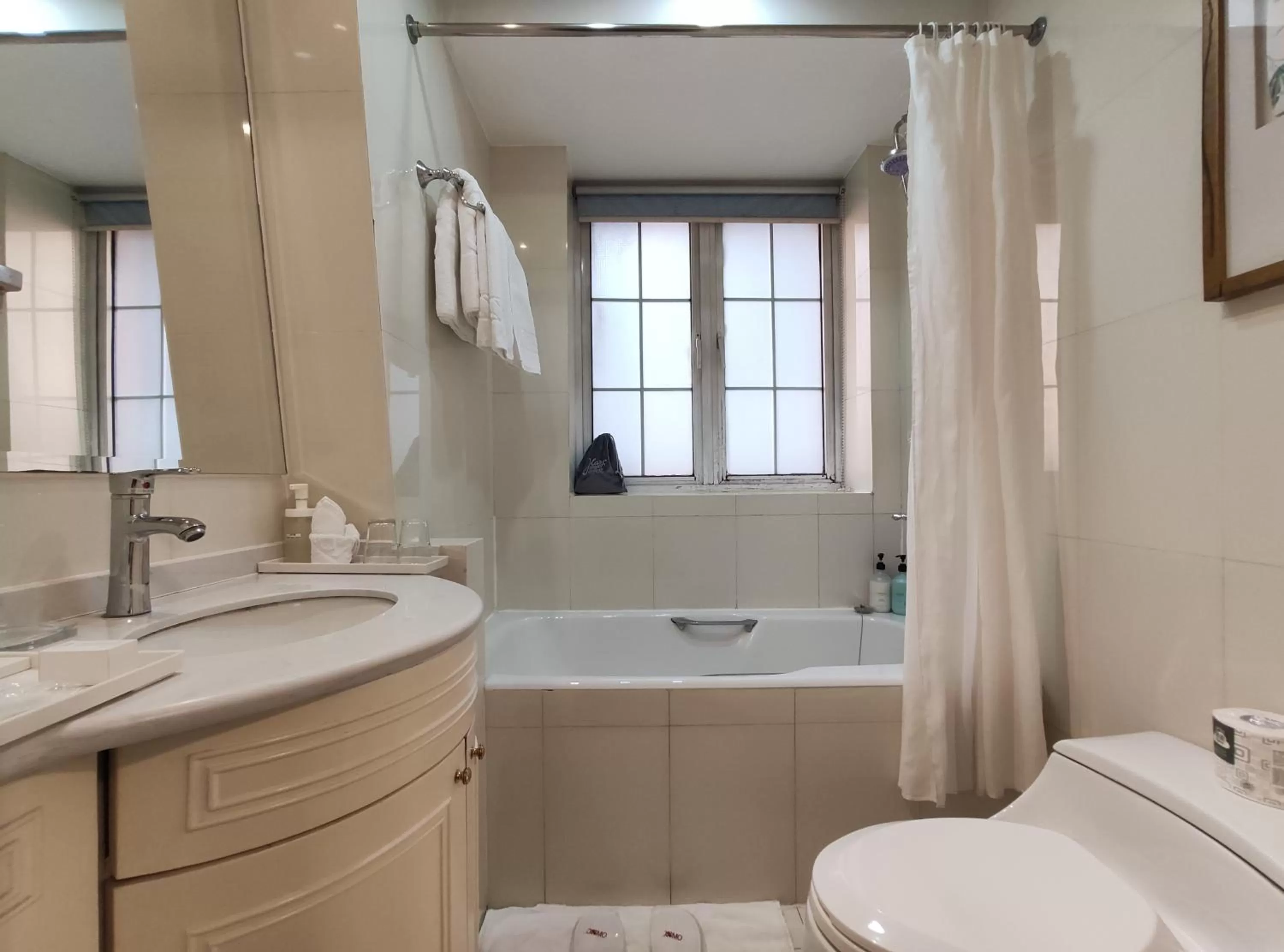 Ladoll Service Apartments