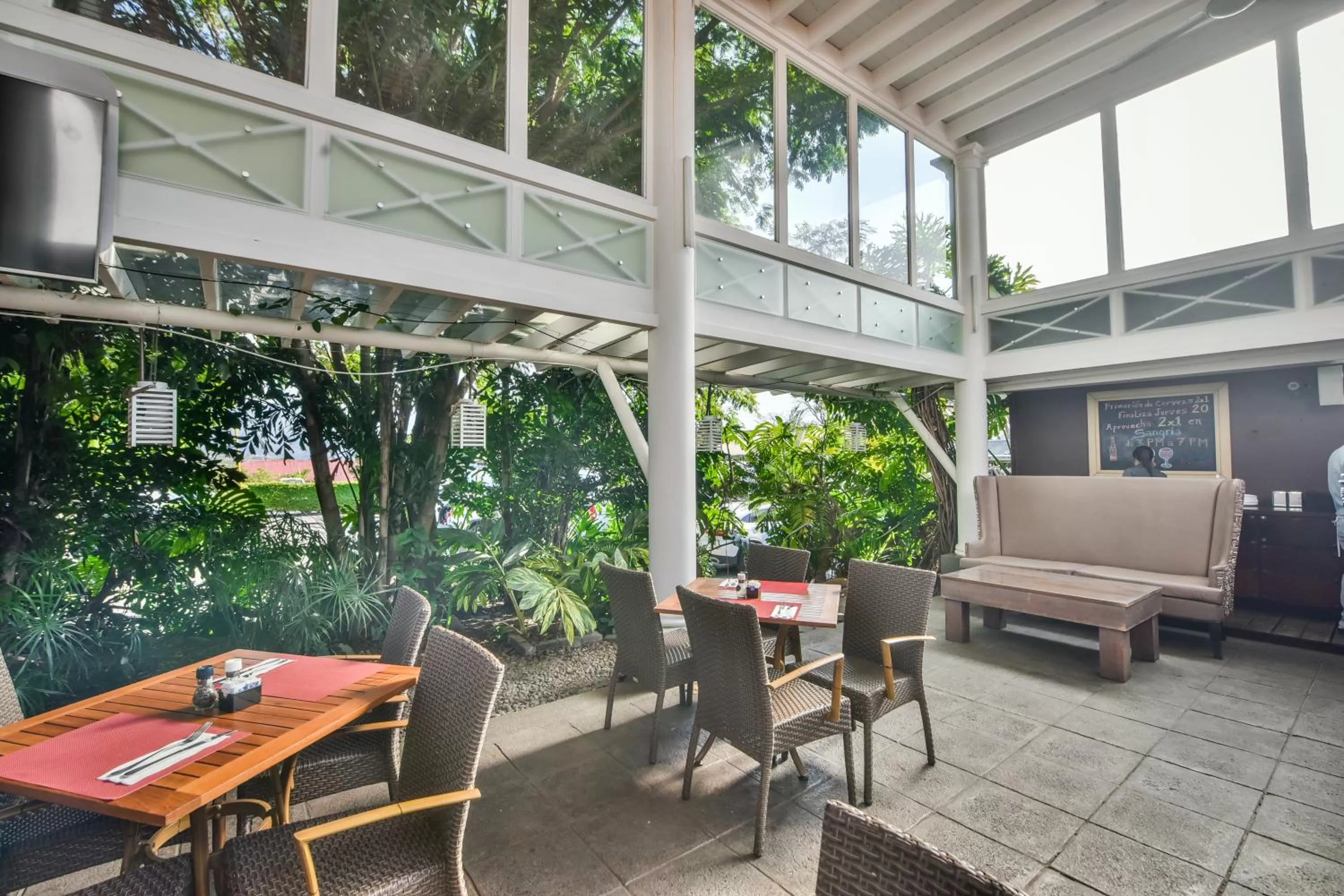 Patio in La Riviera Hotel