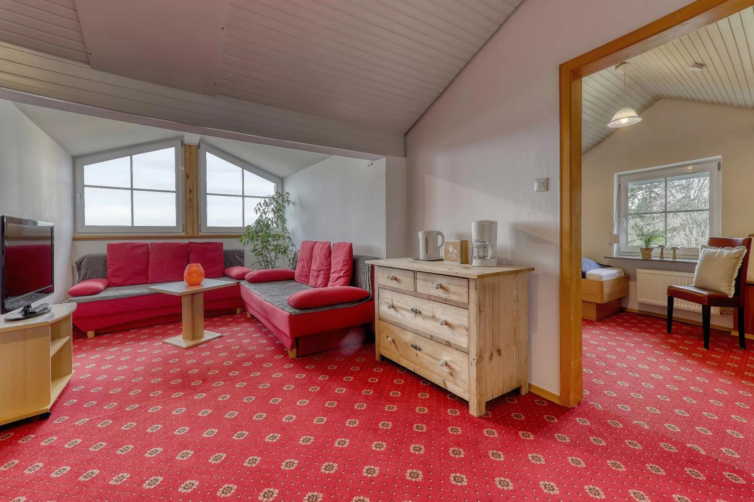 Staff, Seating Area in Hotel "Haus am Berg"