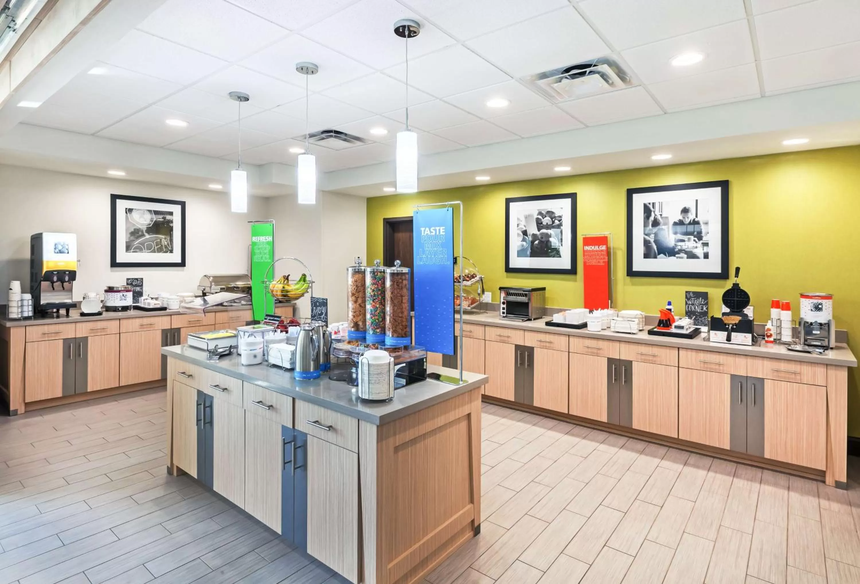 Breakfast in Hampton Inn Ozona