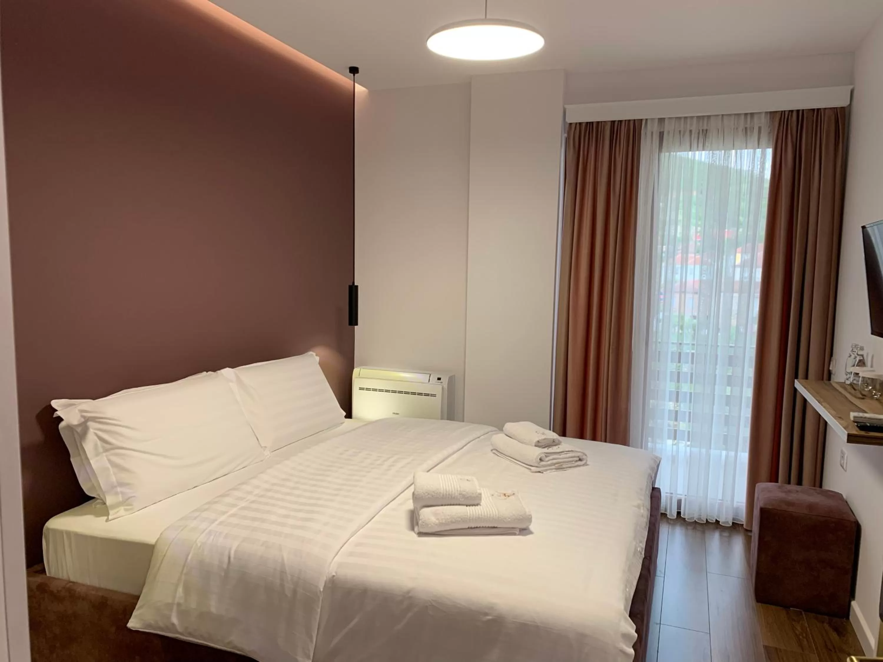 Bed in Grand Hotel Pogradec