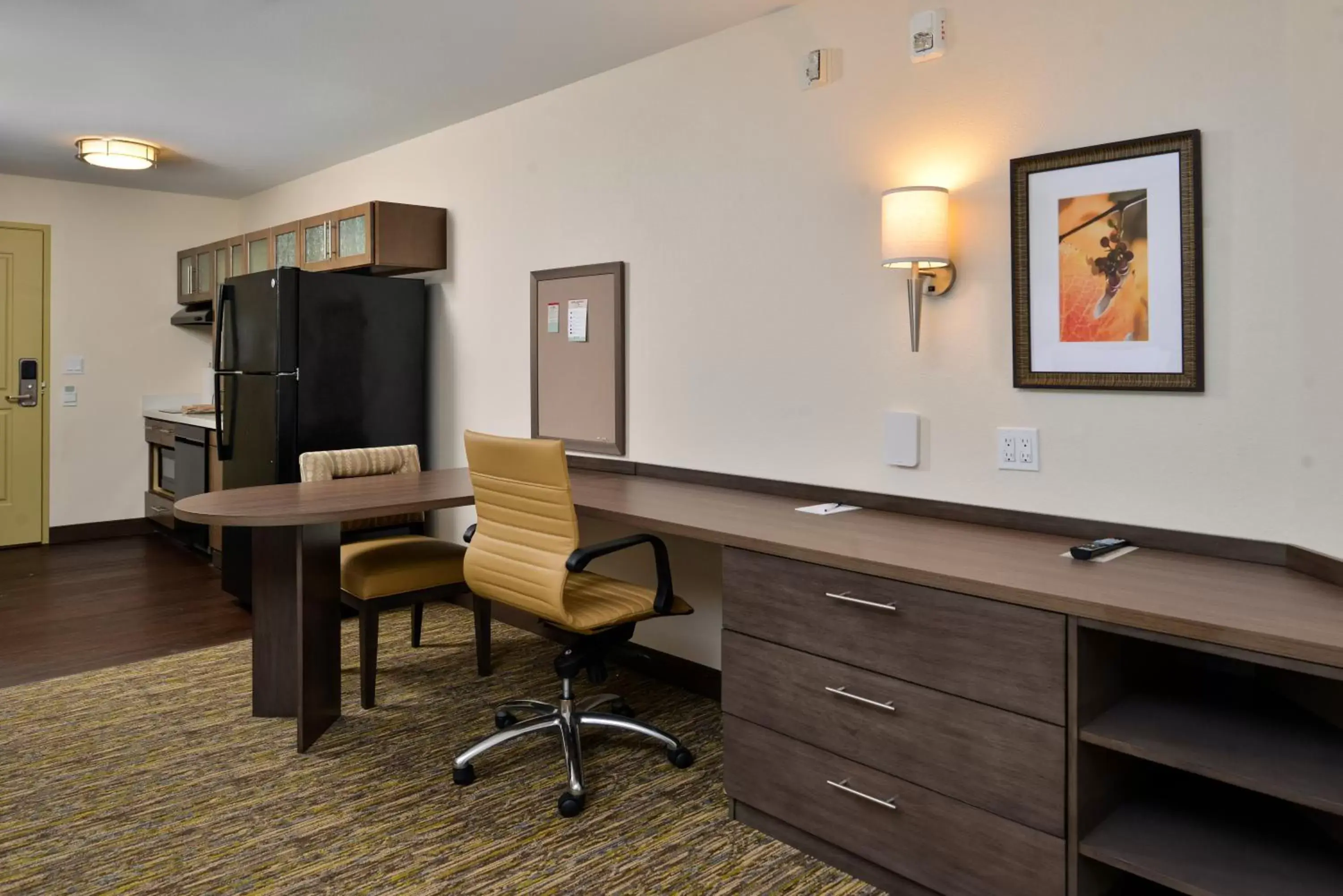 King Studio Suite - Non-Smoking in Candlewood Suites - Lodi by IHG King Studio Suite - Non-Smoking in Candlewood Suites - Lodi by IHG