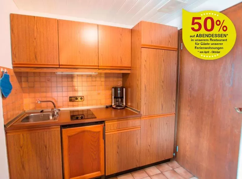 Kitchen/Kitchenette in Zirbelstube