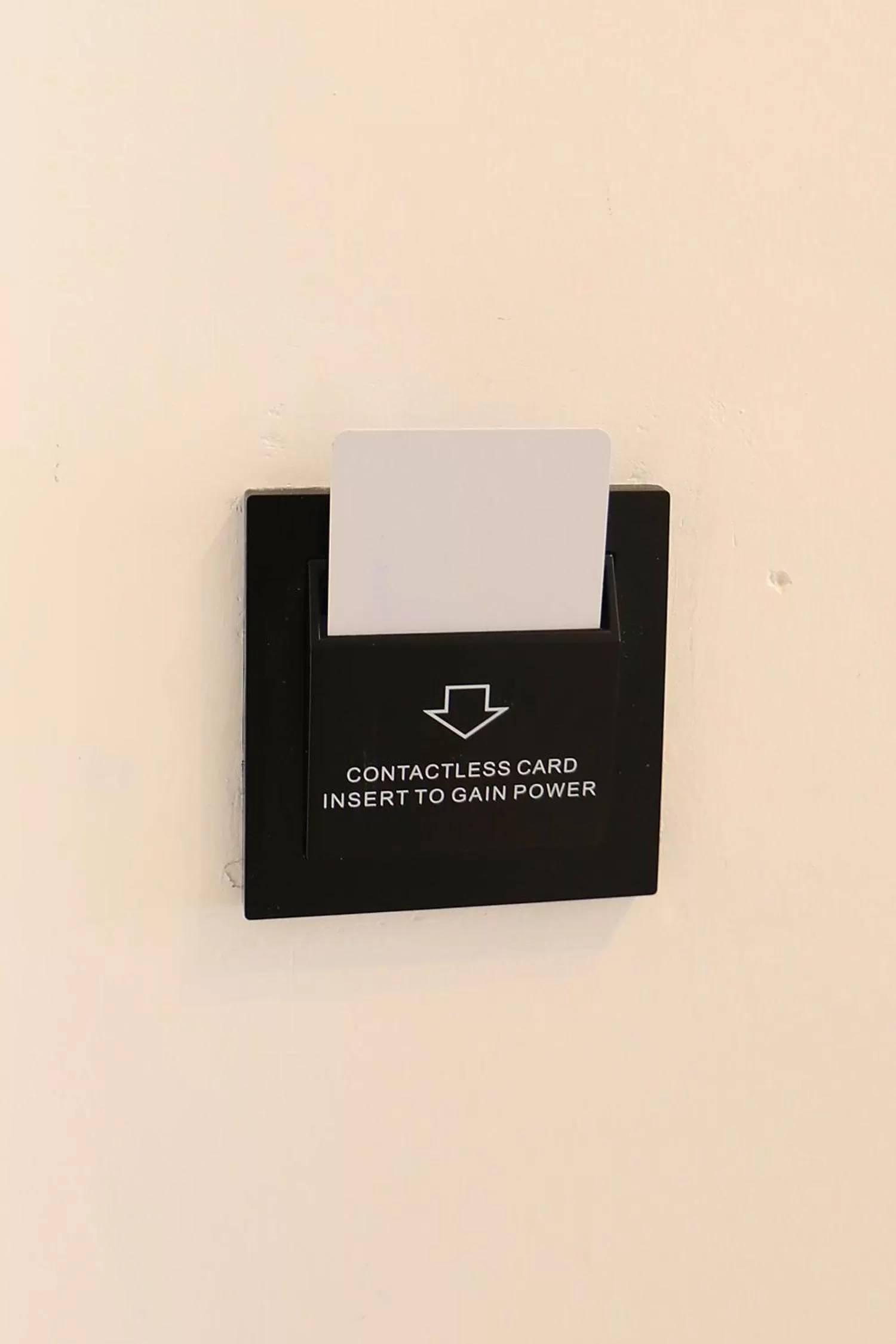 Text overlay in Maor Hotel