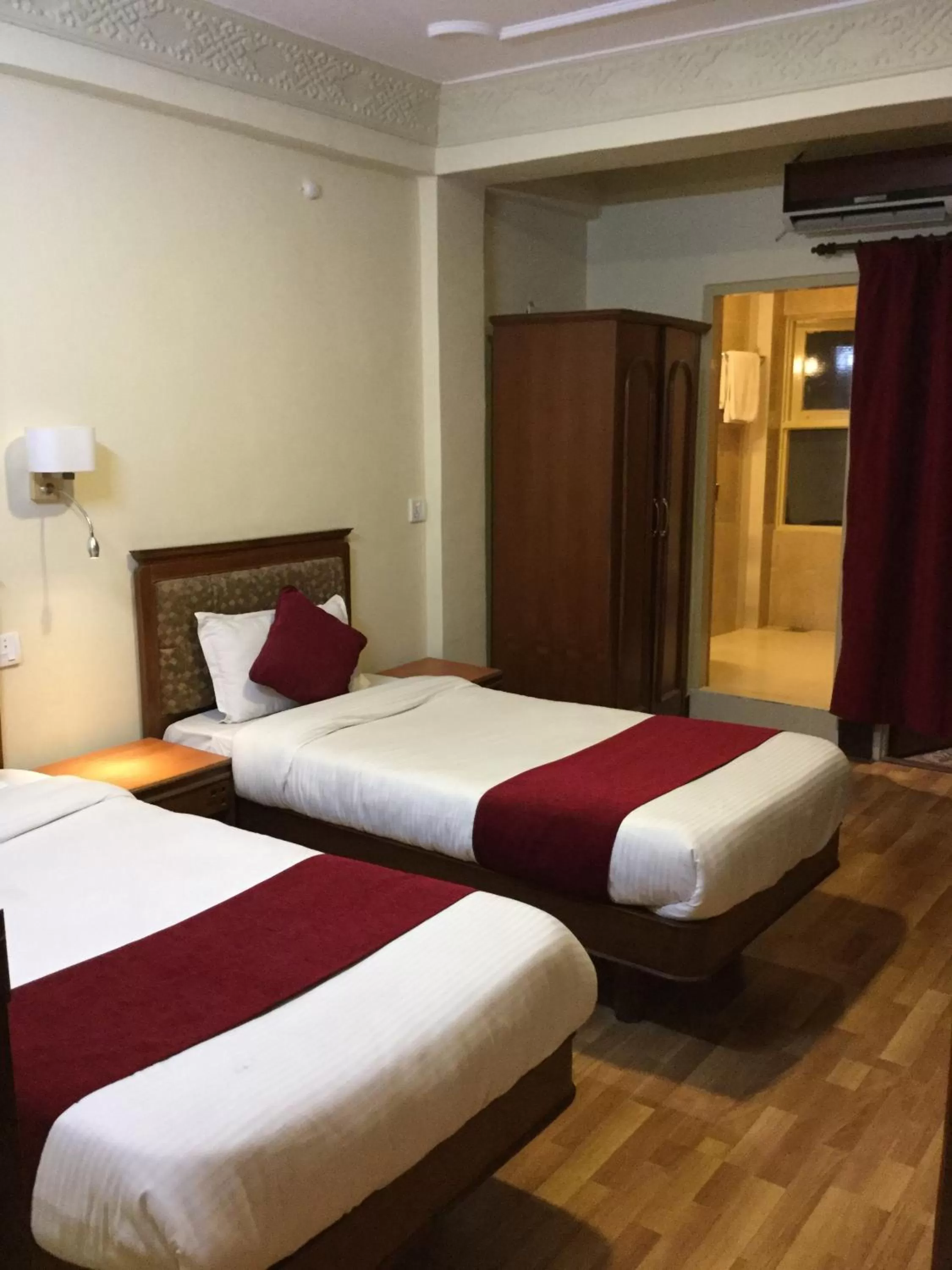 Bedroom, Bed in Trekkers Home