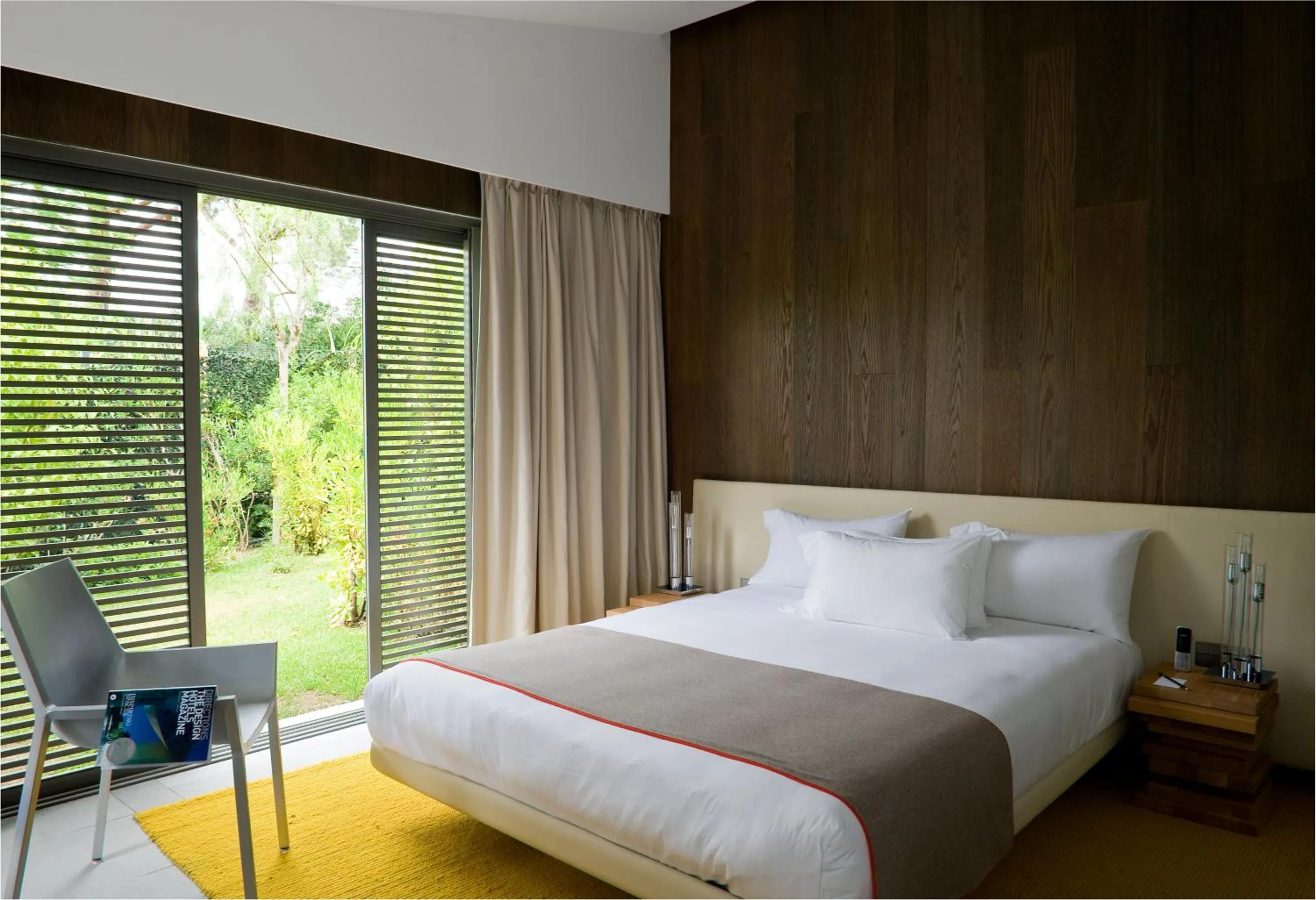 Bedroom, Bed in Sezz Saint-Tropez