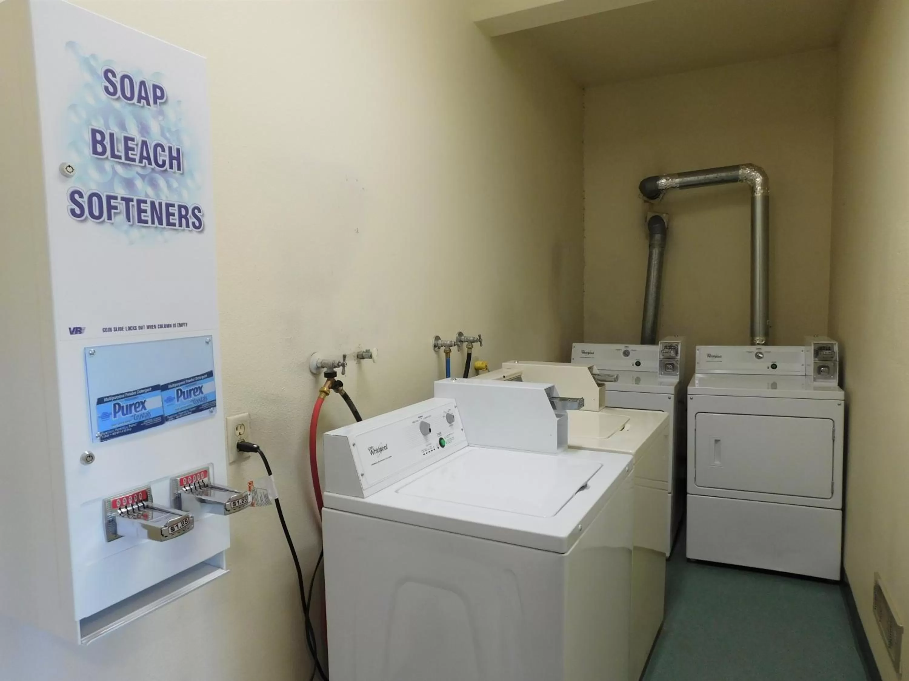 Area and facilities in The Summit Inn