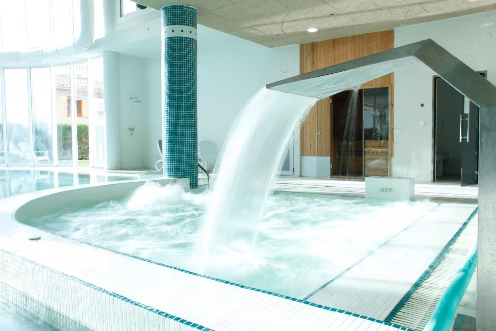 Hot Tub in Hotel & Apartaments Thalassa Sport & Wellness
