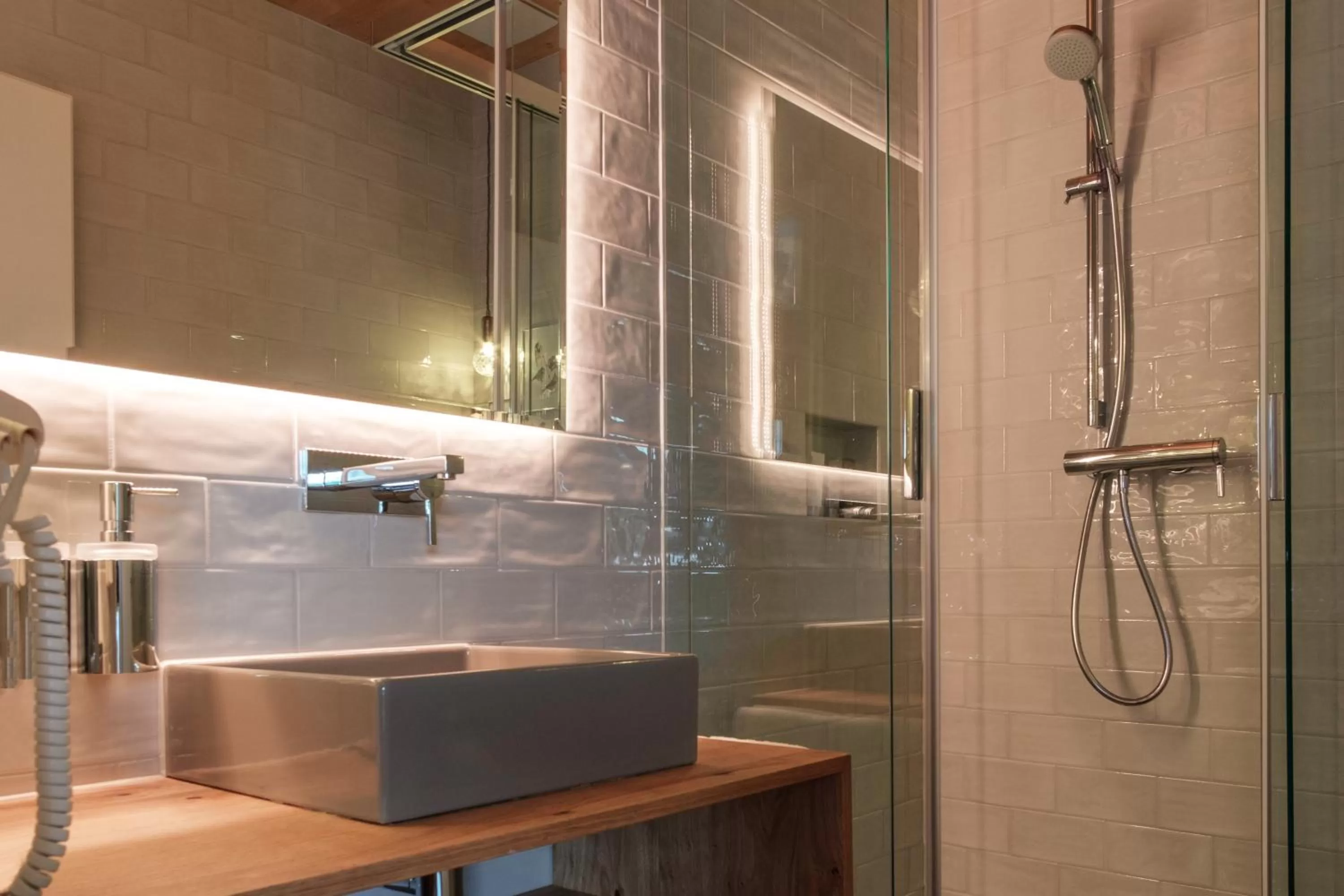 Shower in Hotel Edelweiss