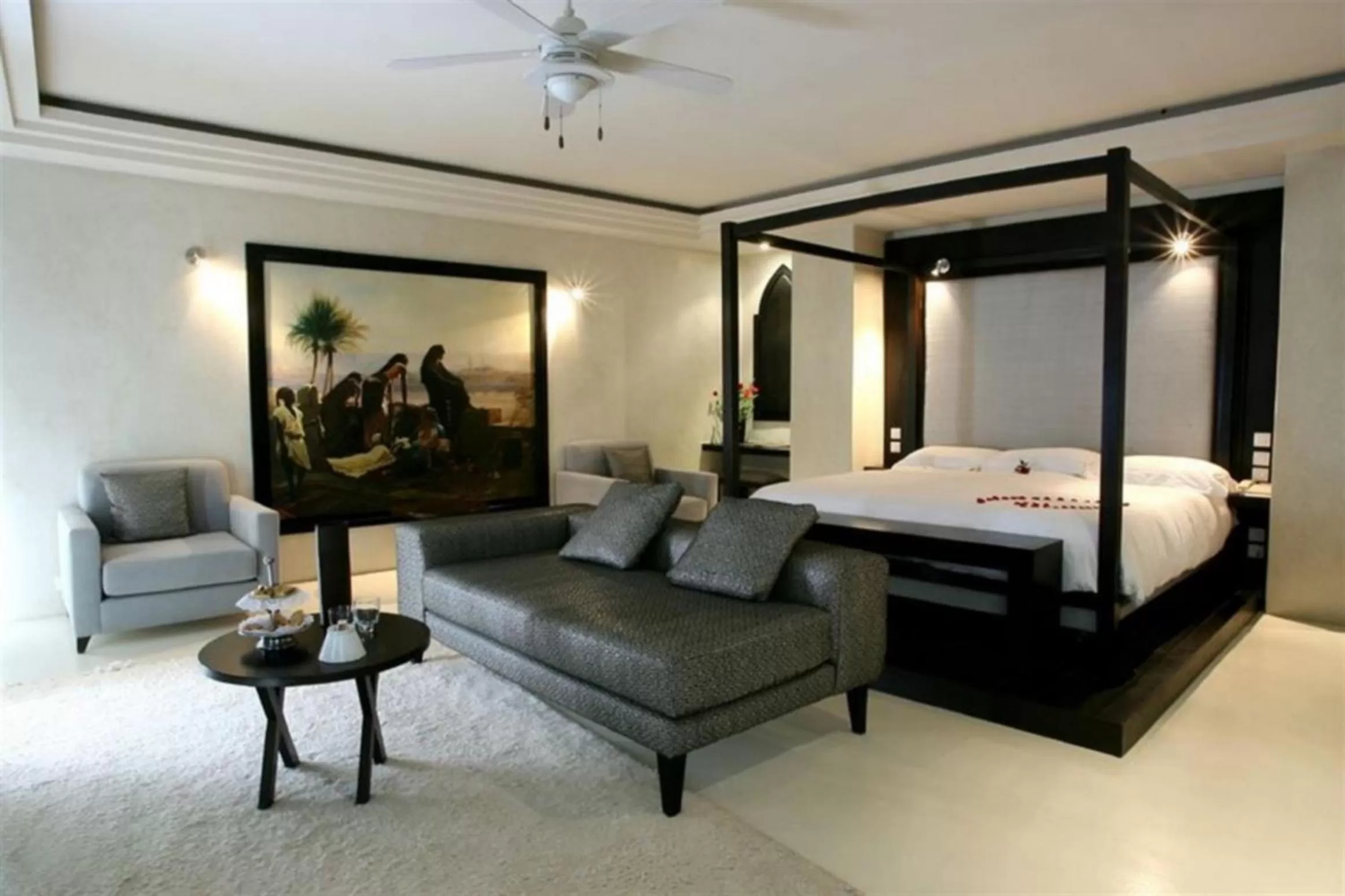 Photo of the whole room, Bed in Les Jardins De La Koutoubia