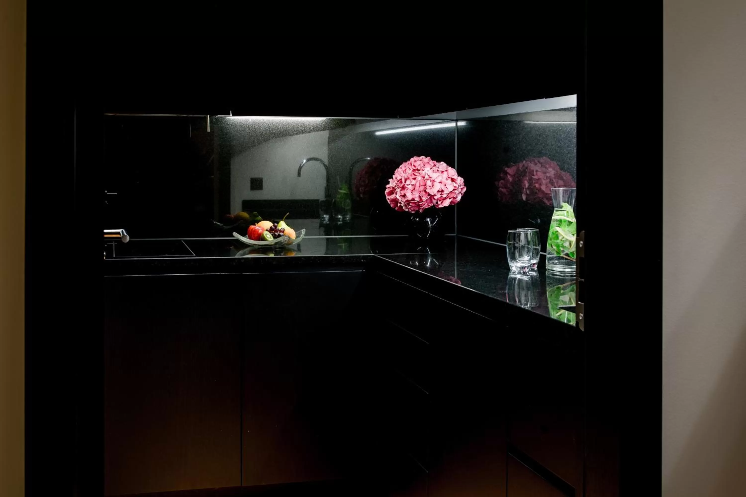 Kitchen or kitchenette in Hotel Schweizerhof Bern & Spa