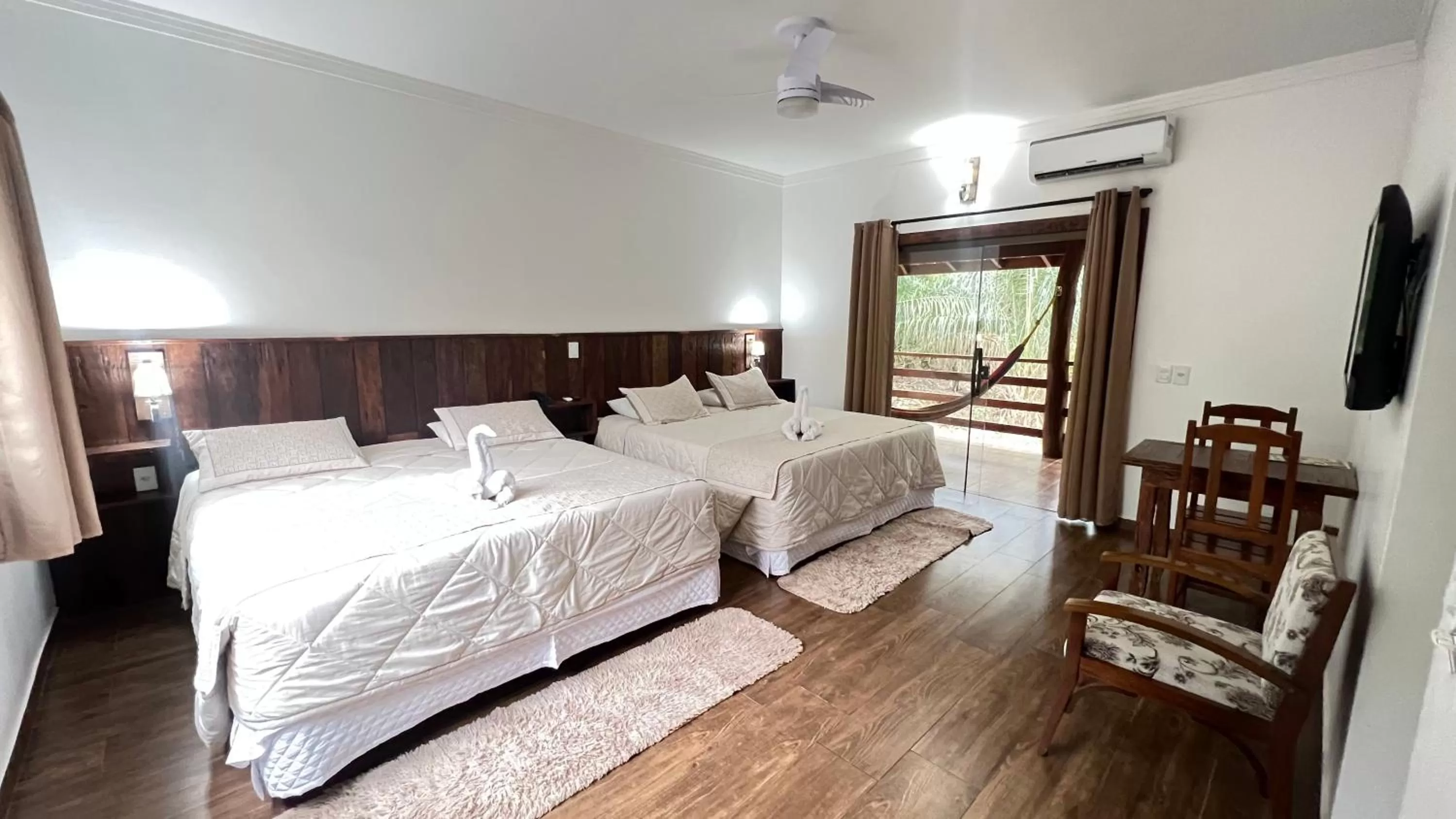 Photo of the whole room, Bed in Hotel Cabanas