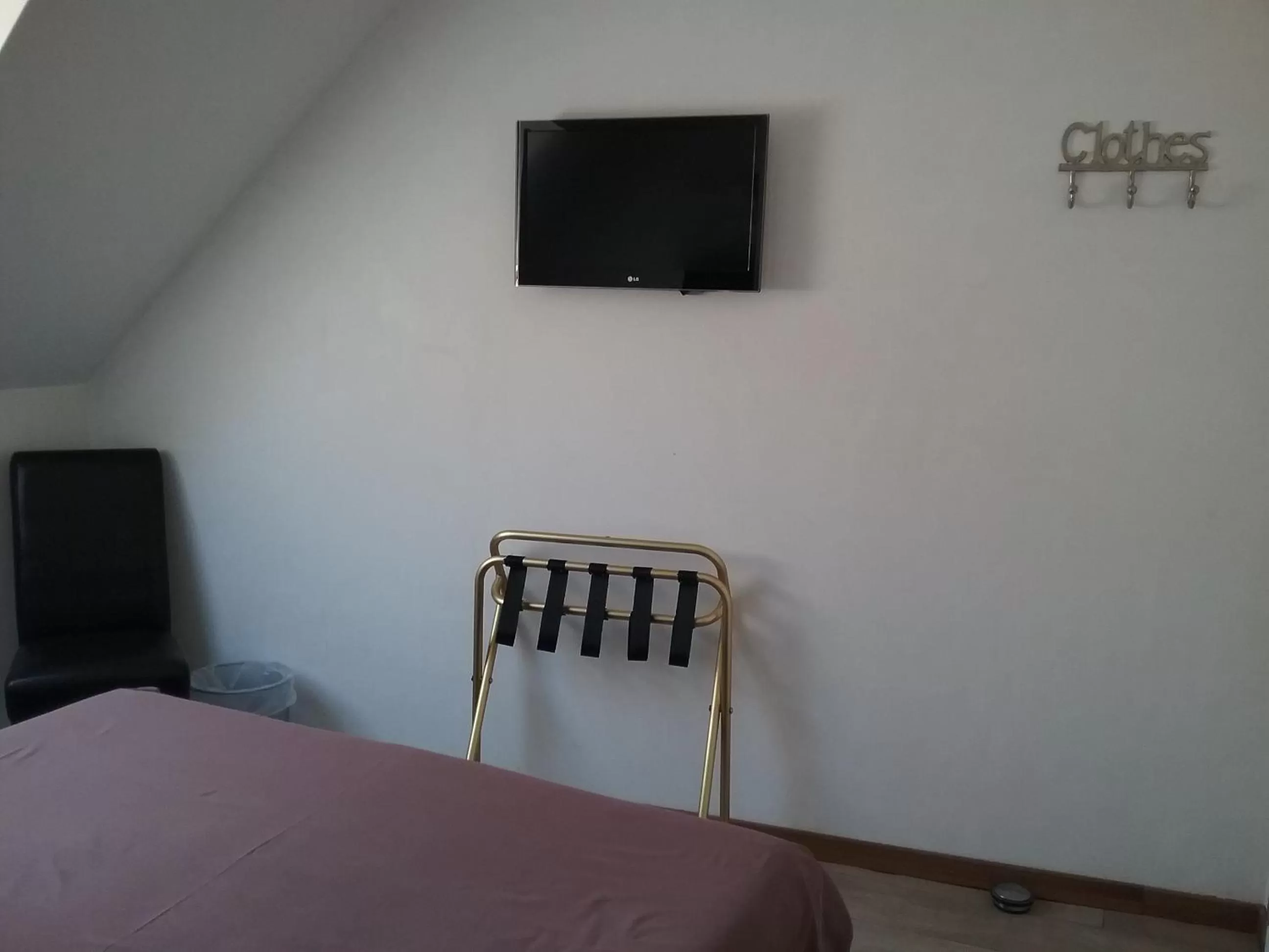 TV and multimedia, TV/Entertainment Center in B&B 't Hemelbedje