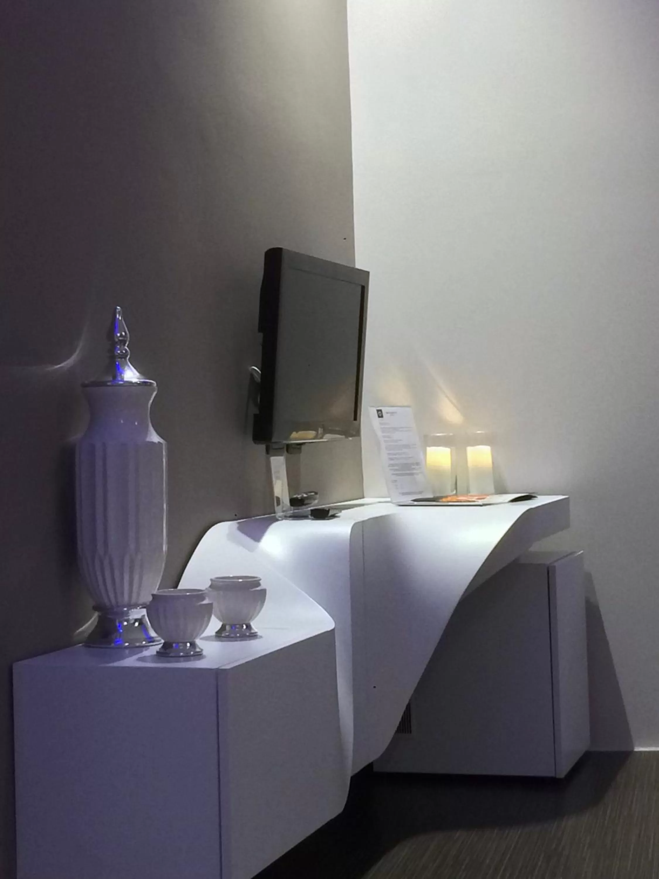 Living room, Bed in Le Camp Suite & Spa