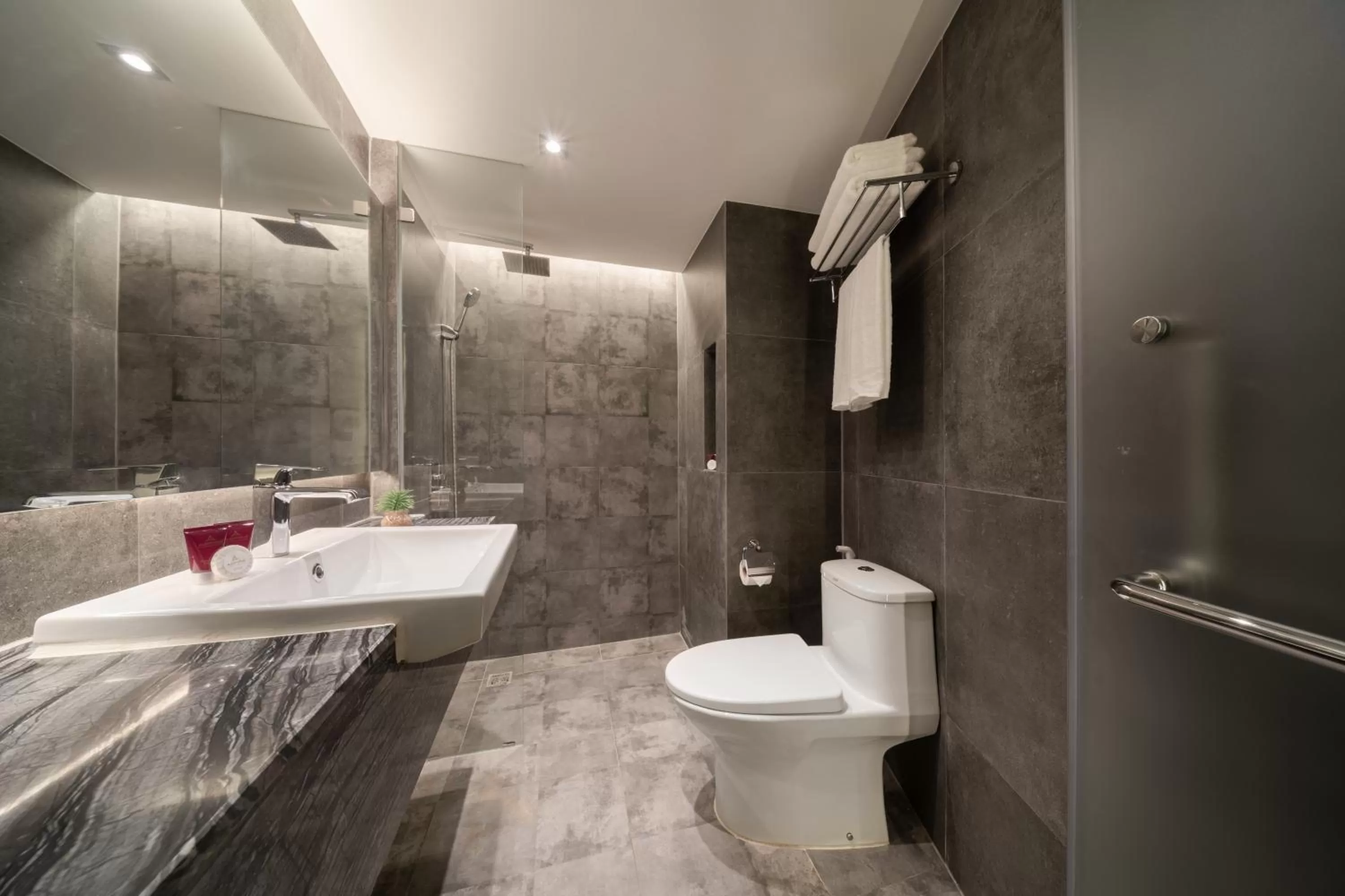 Bathroom in Aspira Parc Sukhumvit 22
