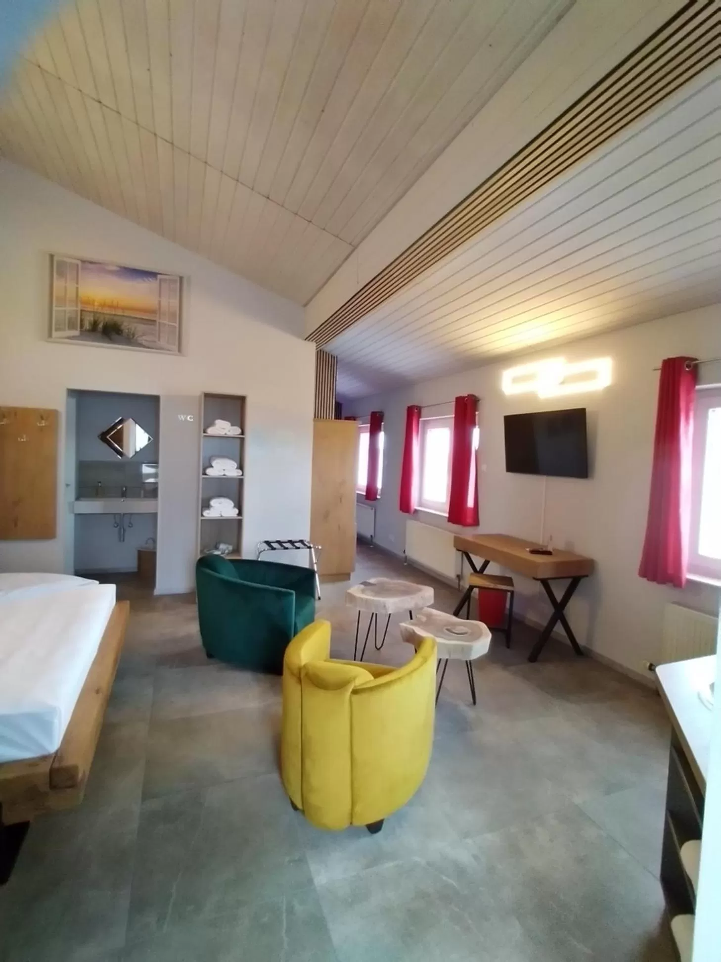 Photo of the whole room, Seating Area in Hotel Hohenloher Tor