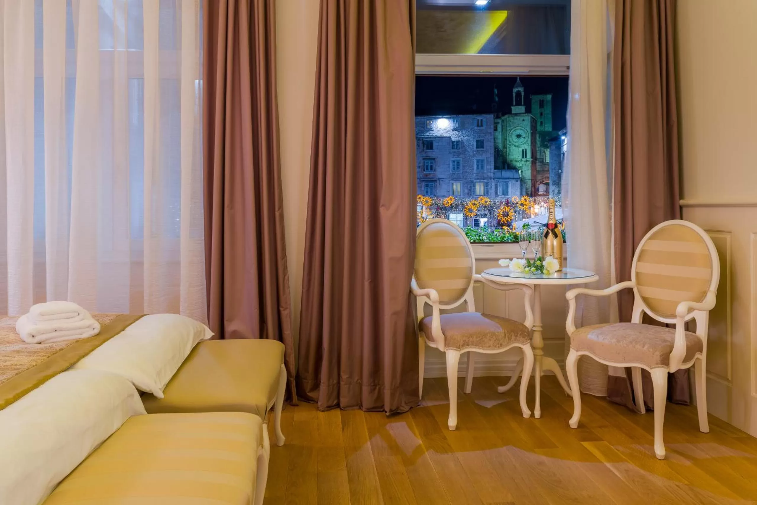 Bed in Piazza Heritage Hotel