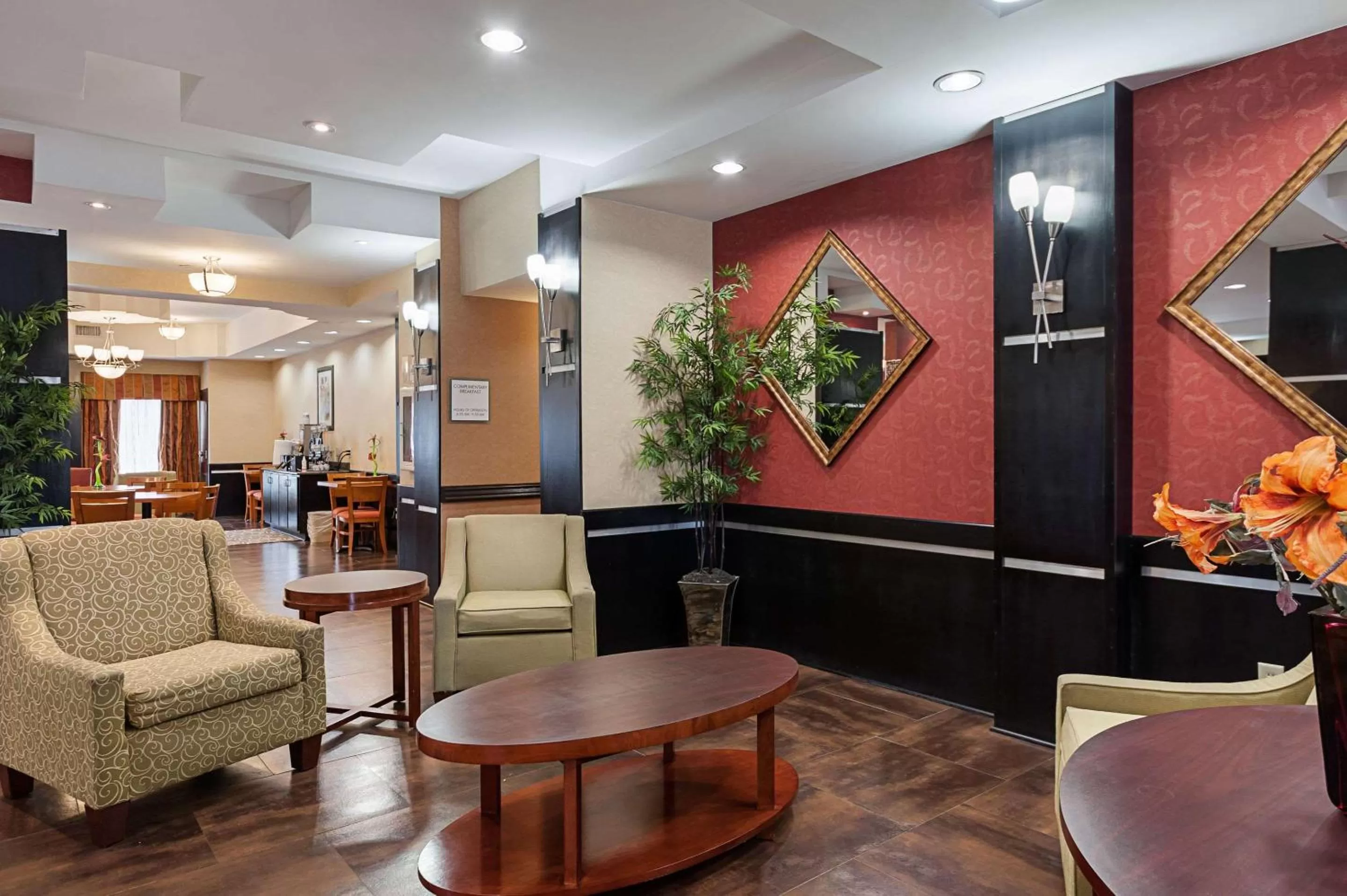 Lobby or reception in Comfort Suites Sulphur-Lake Charles