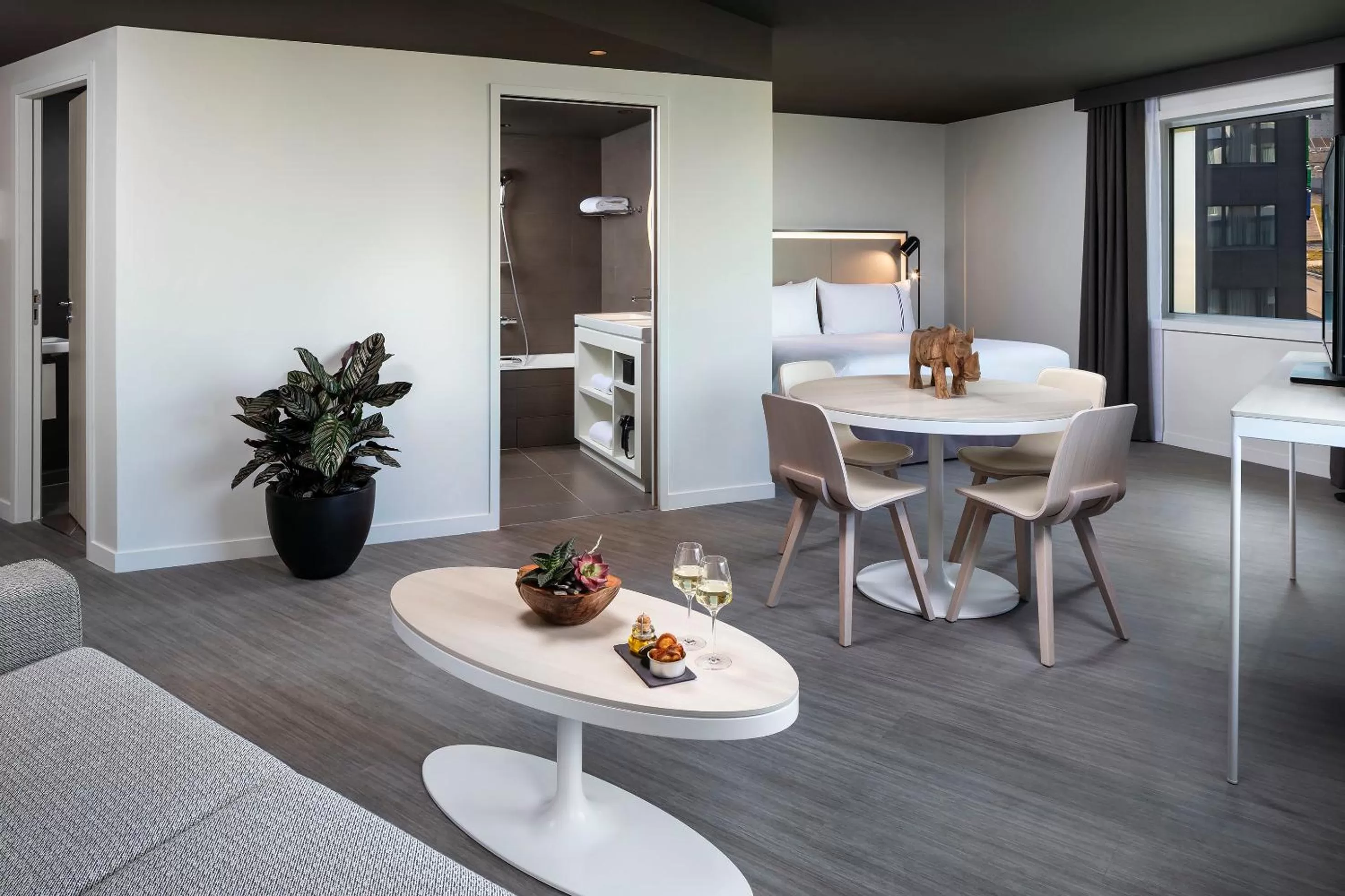 Bathroom in INNSiDE by Meliá Paris Charles de Gaulle Airport