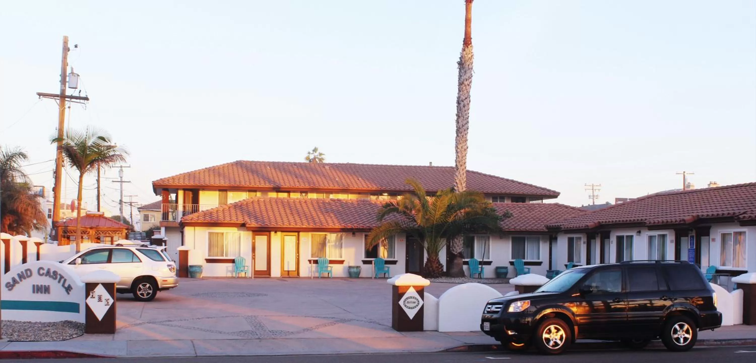 Property building in Los Bungalows