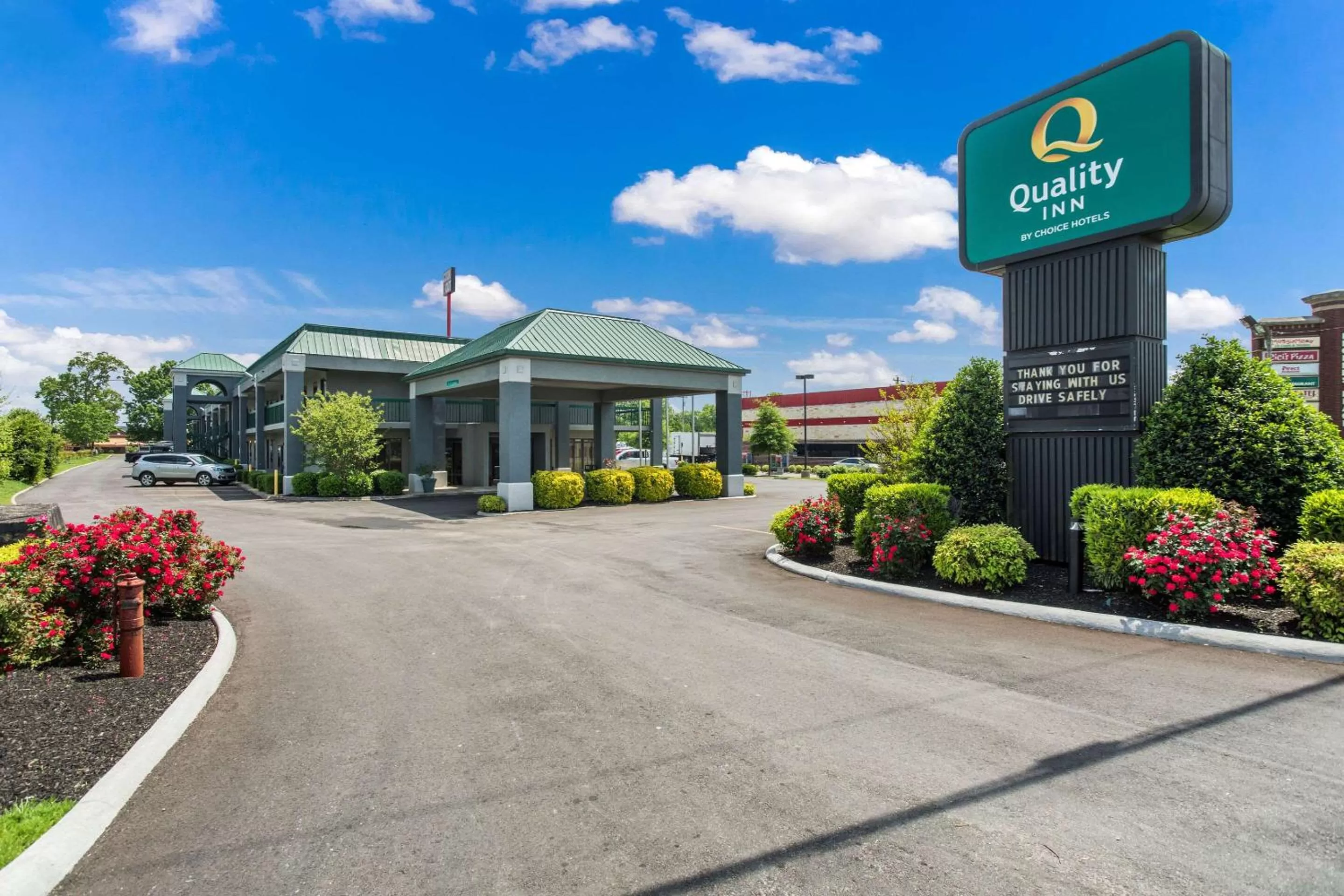 Property building in Quality Inn Lebanon