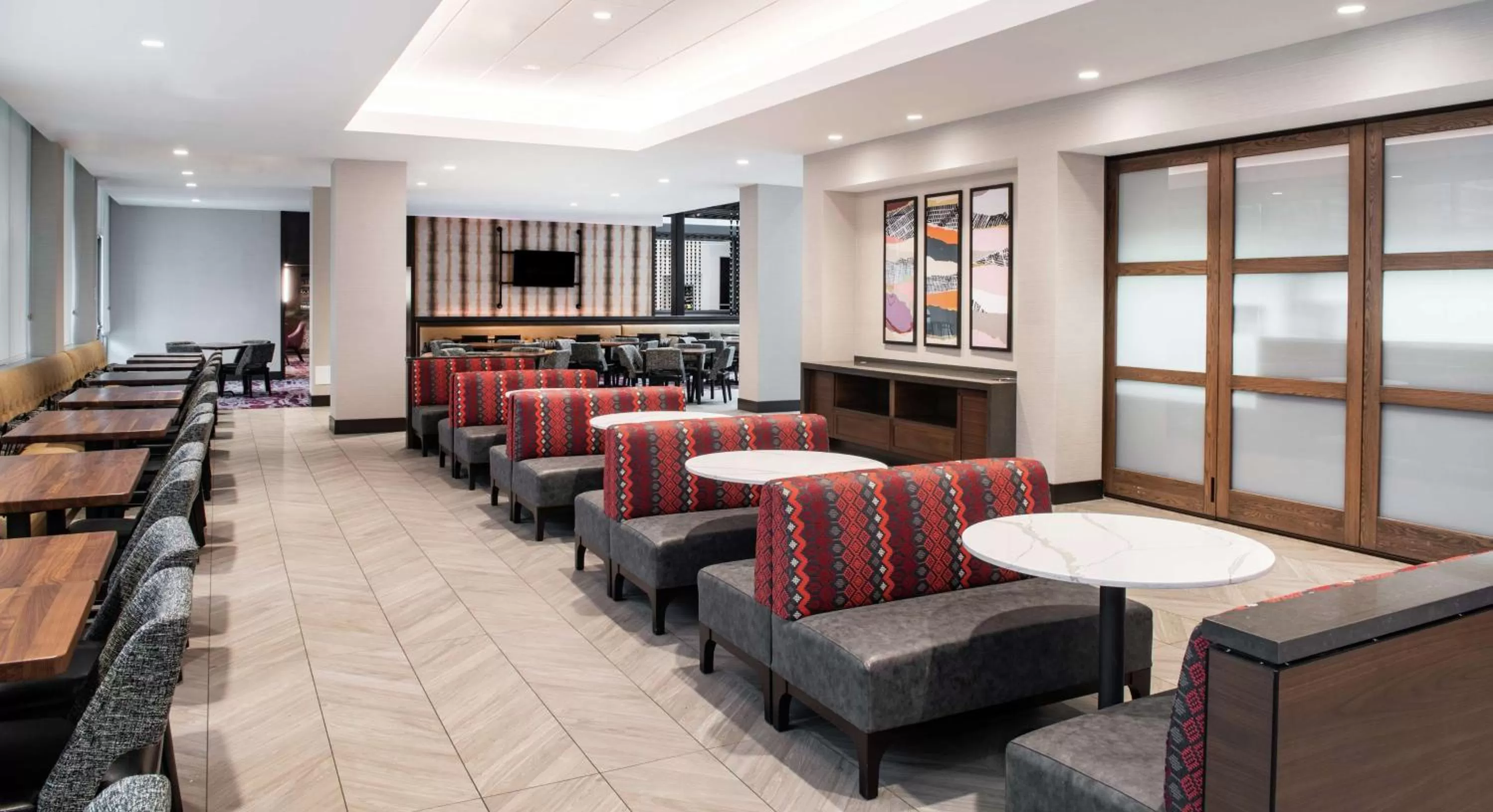 Restaurant/places to eat in Embassy Suites by Hilton Walnut Creek