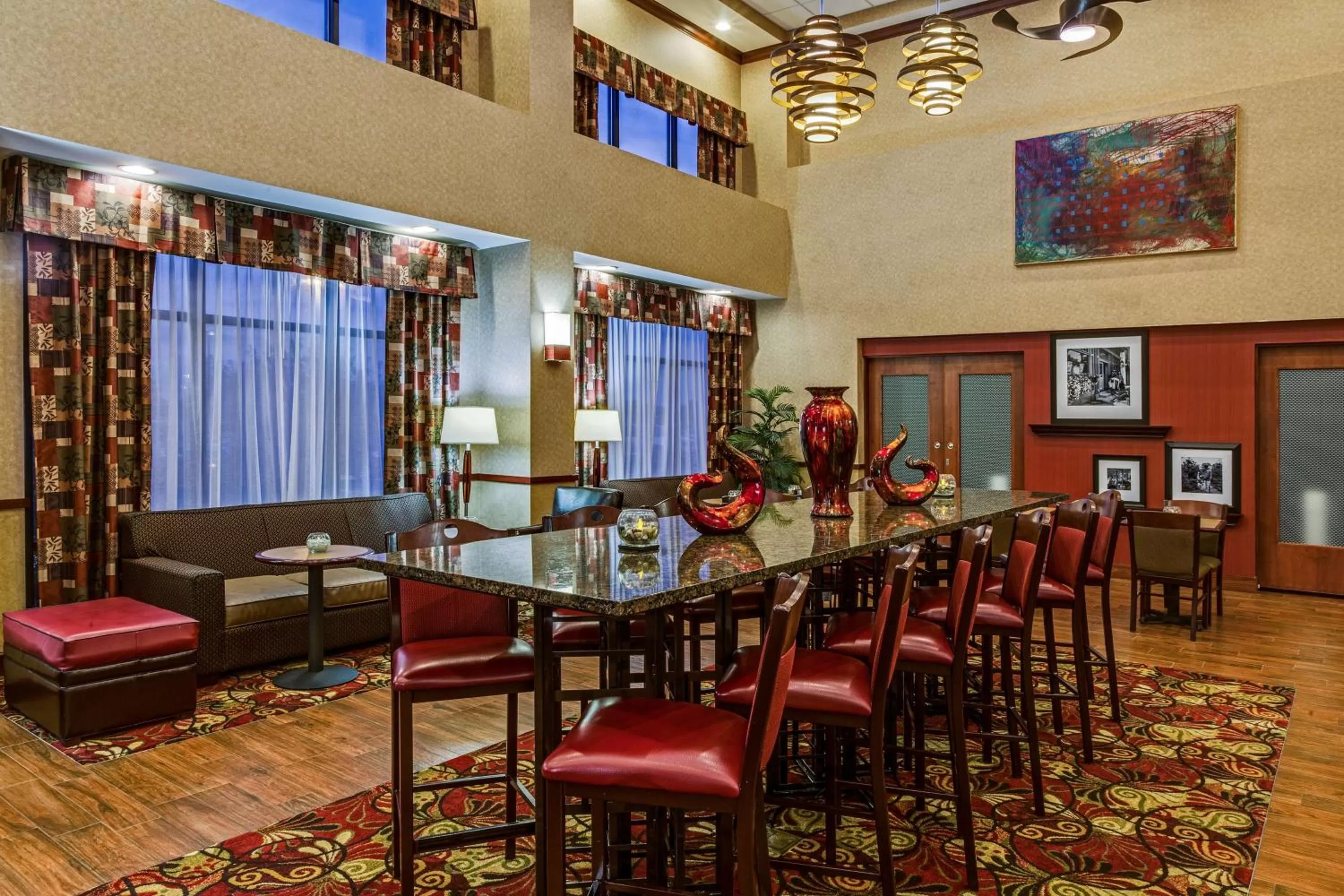 Lobby or reception in Hampton Inn & Suites Toledo-Perrysburg