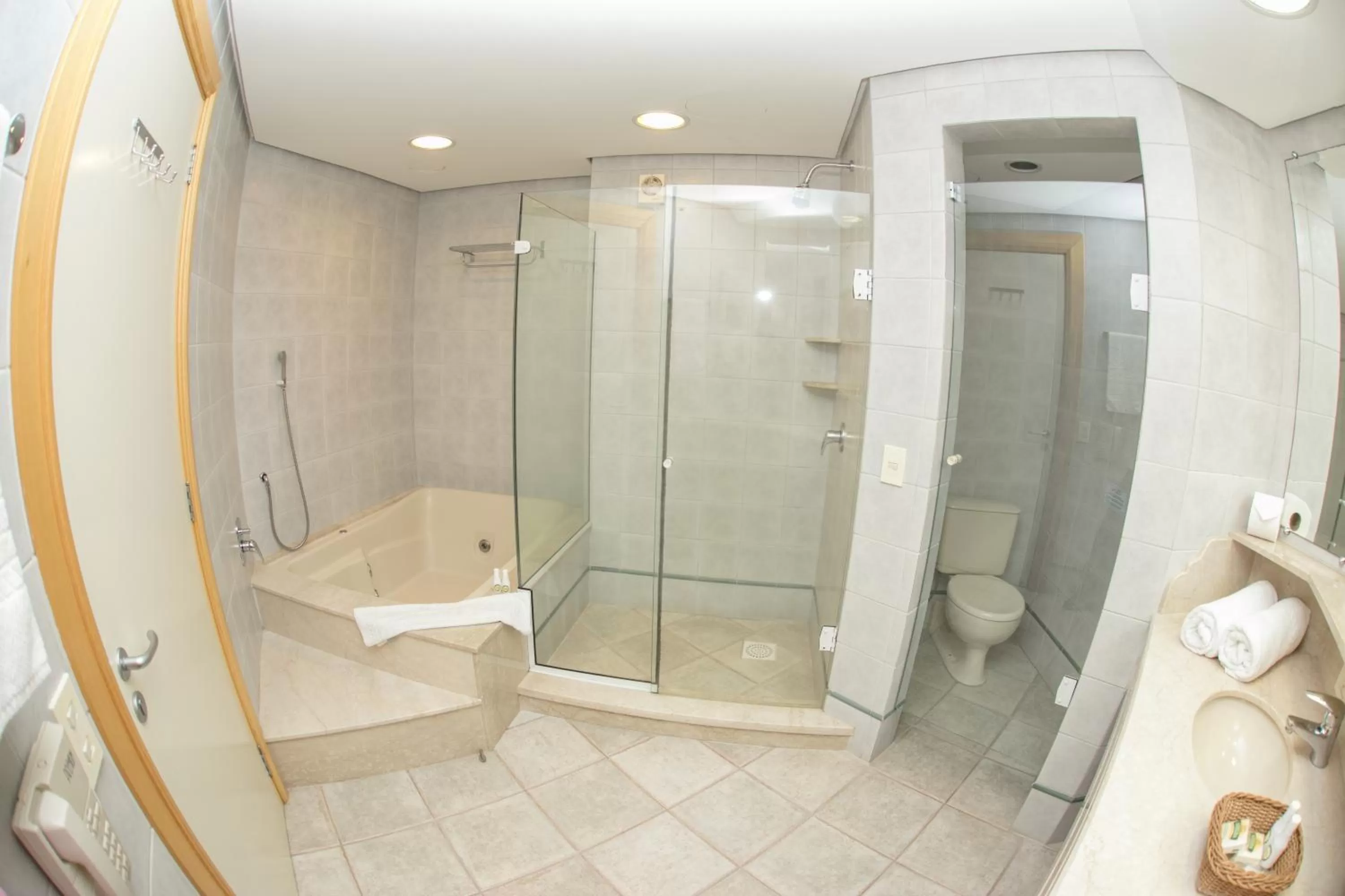 Shower in Dall’Onder Grande Hotel Bento Gonçalves