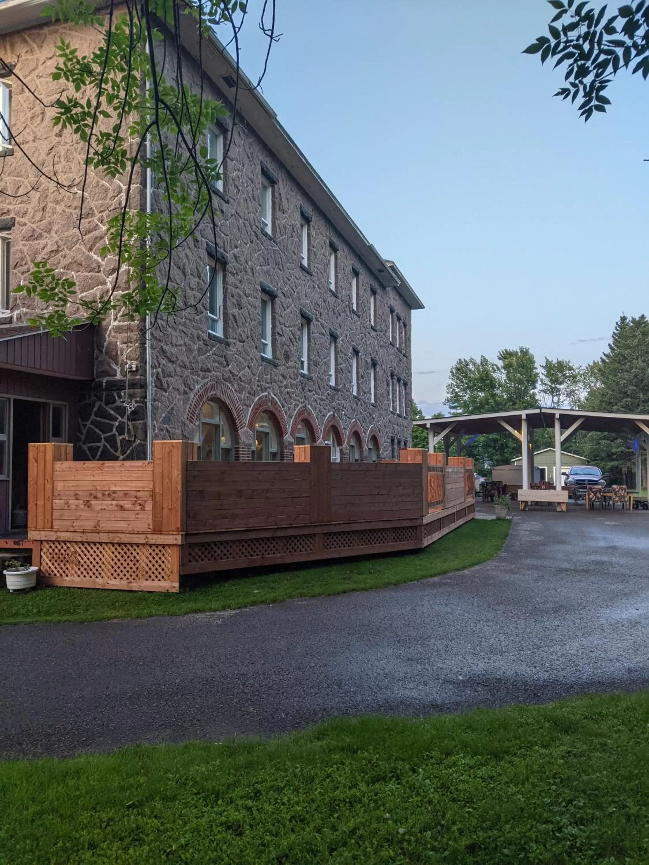 Patio in Maison Zacharie