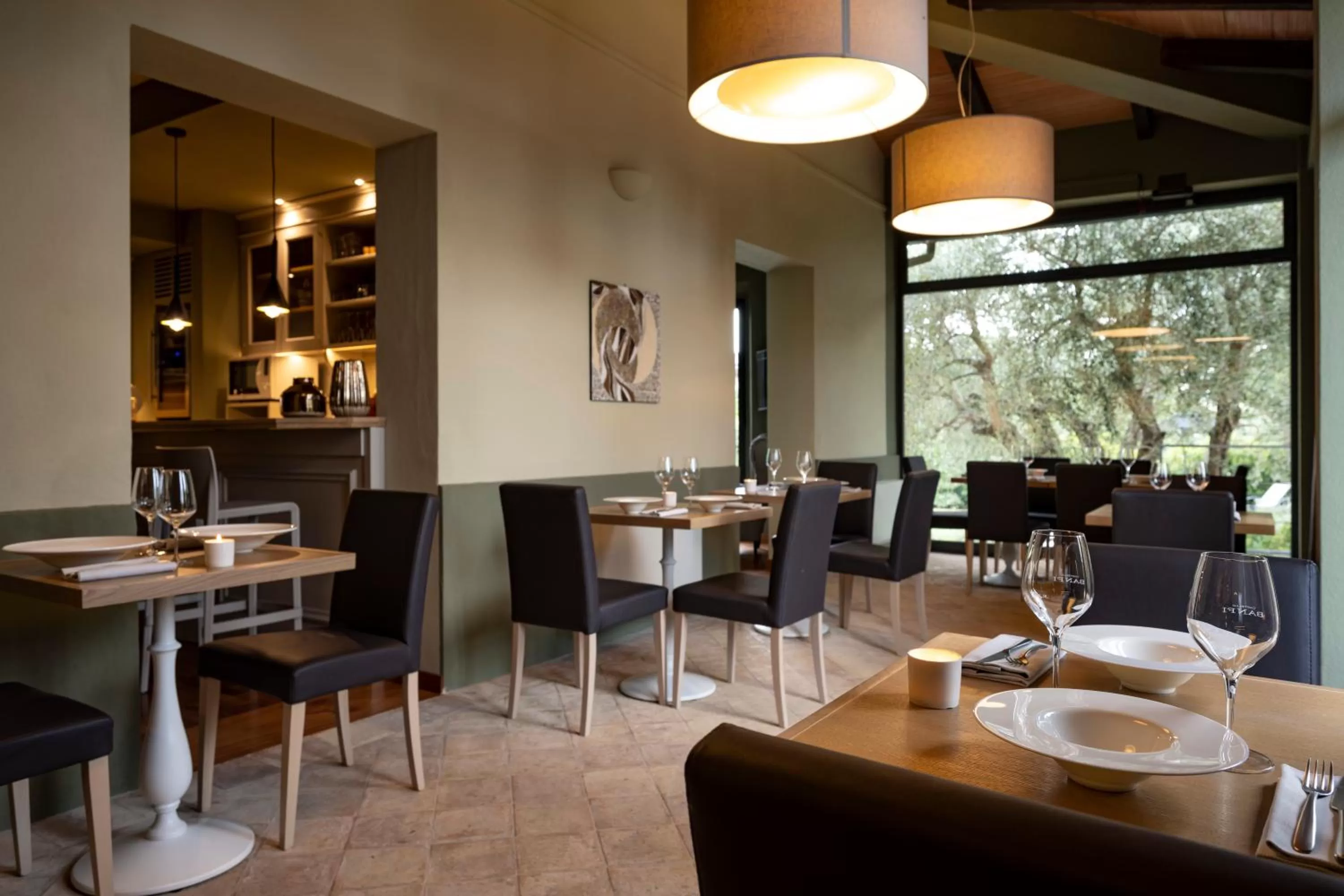 Restaurant/places to eat in Hotel Rutiliano