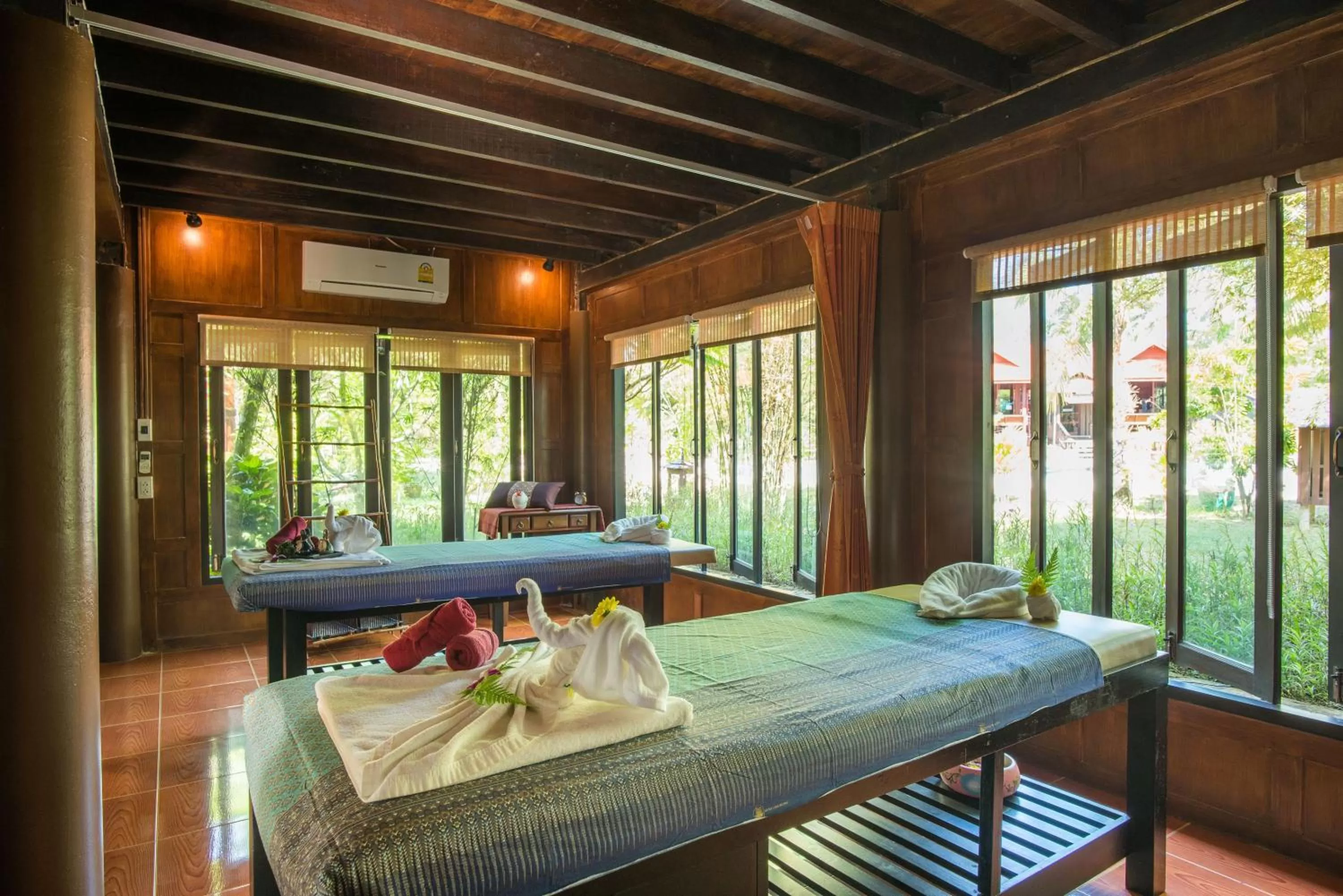 Massage, Bed in ThaiLife Wellness & Meditation Resort- SHA Plus