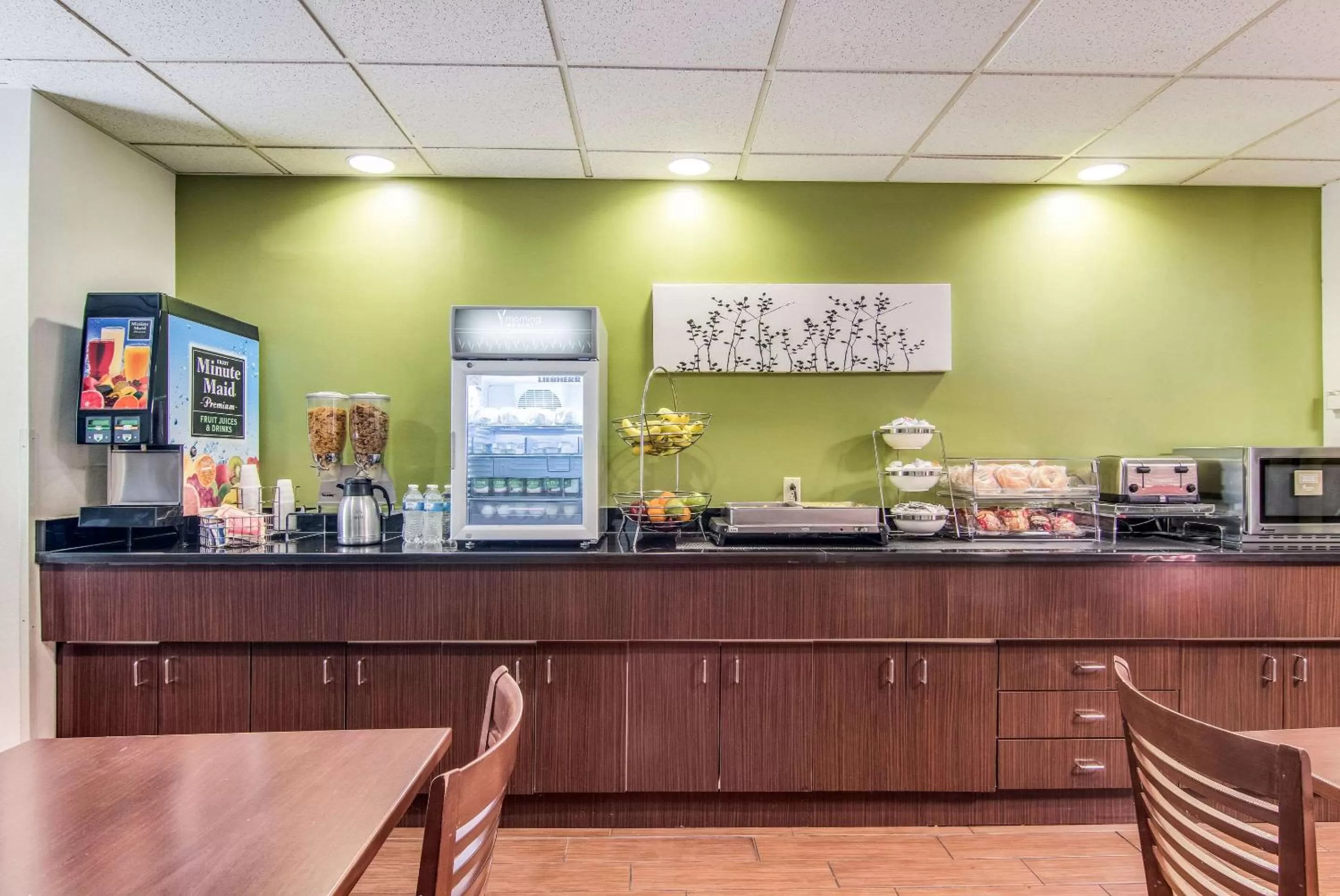 Restaurant/places to eat in Sleep Inn Austintown - Youngstown, West