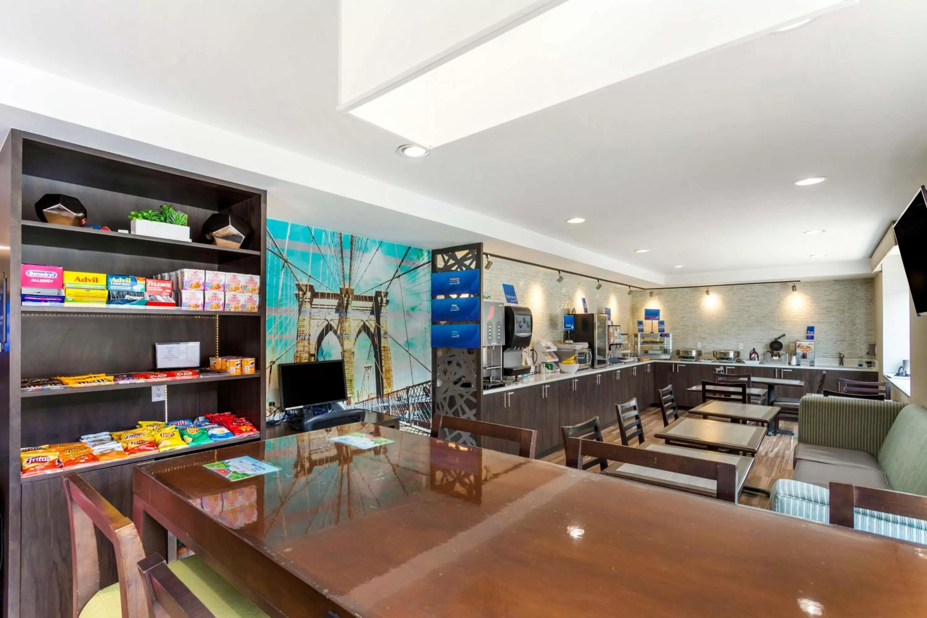 Breakfast in Best Western Brooklyn-Coney Island Inn