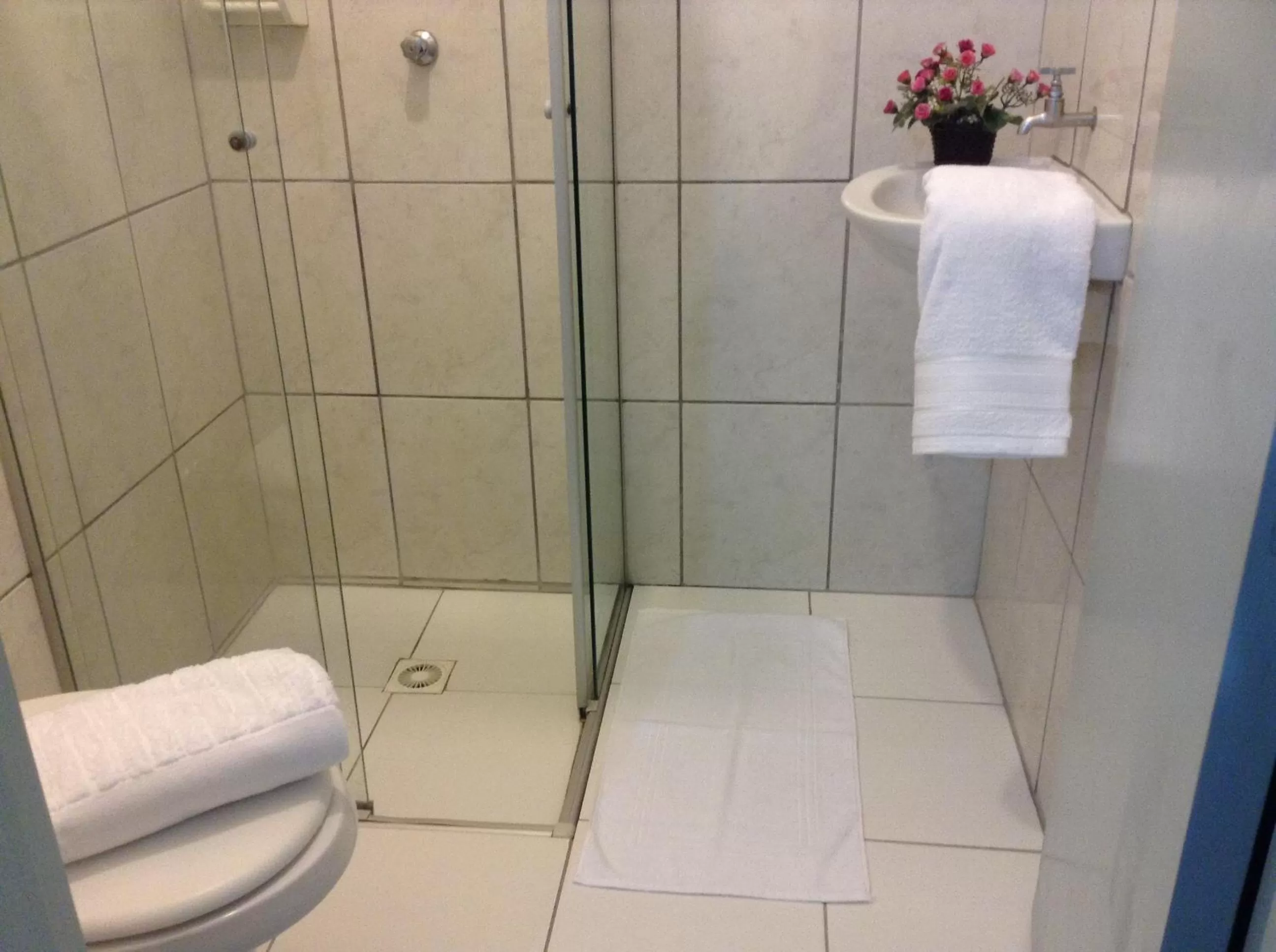 Bedroom, Bathroom in Pousada Alvorada Brotas - e agendamento das atividades turísticas