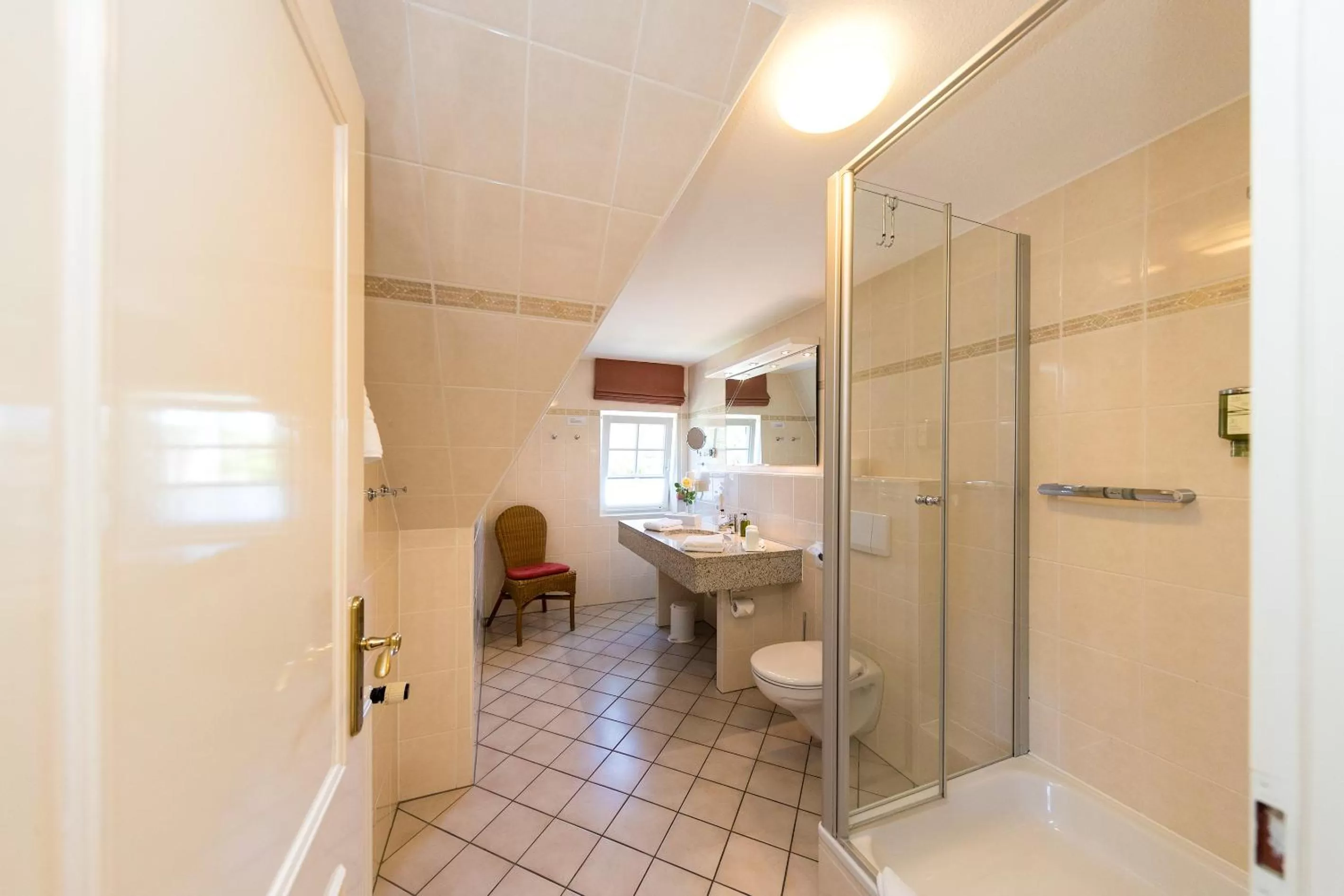 Shower in Hotel Landhaus Ellerbrock