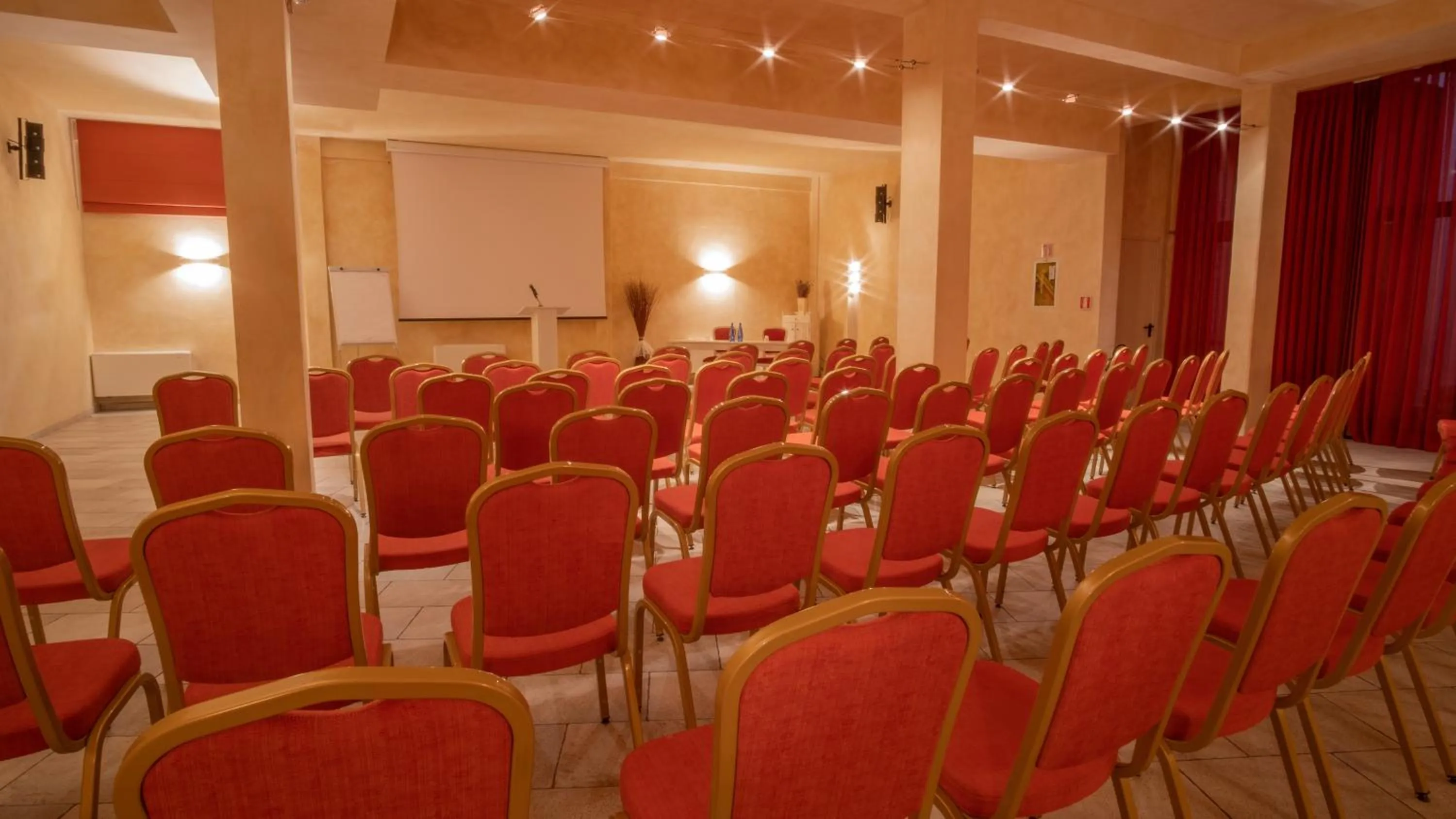 Meeting/conference room in Hotel Borgo Di Cortefreda - Place of Charme