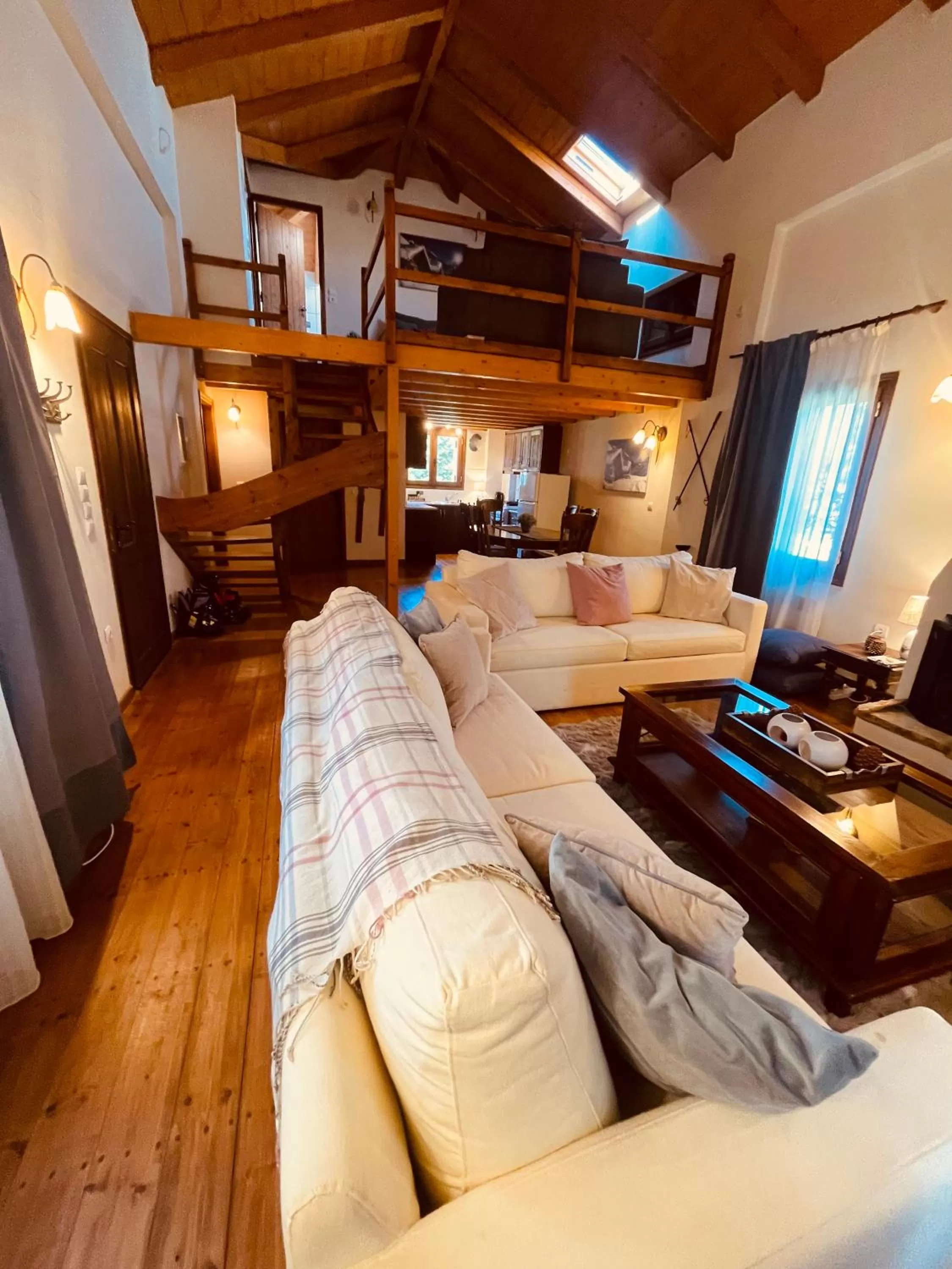 Living room, Seating Area in Parnassos Snow Hill Chalet
